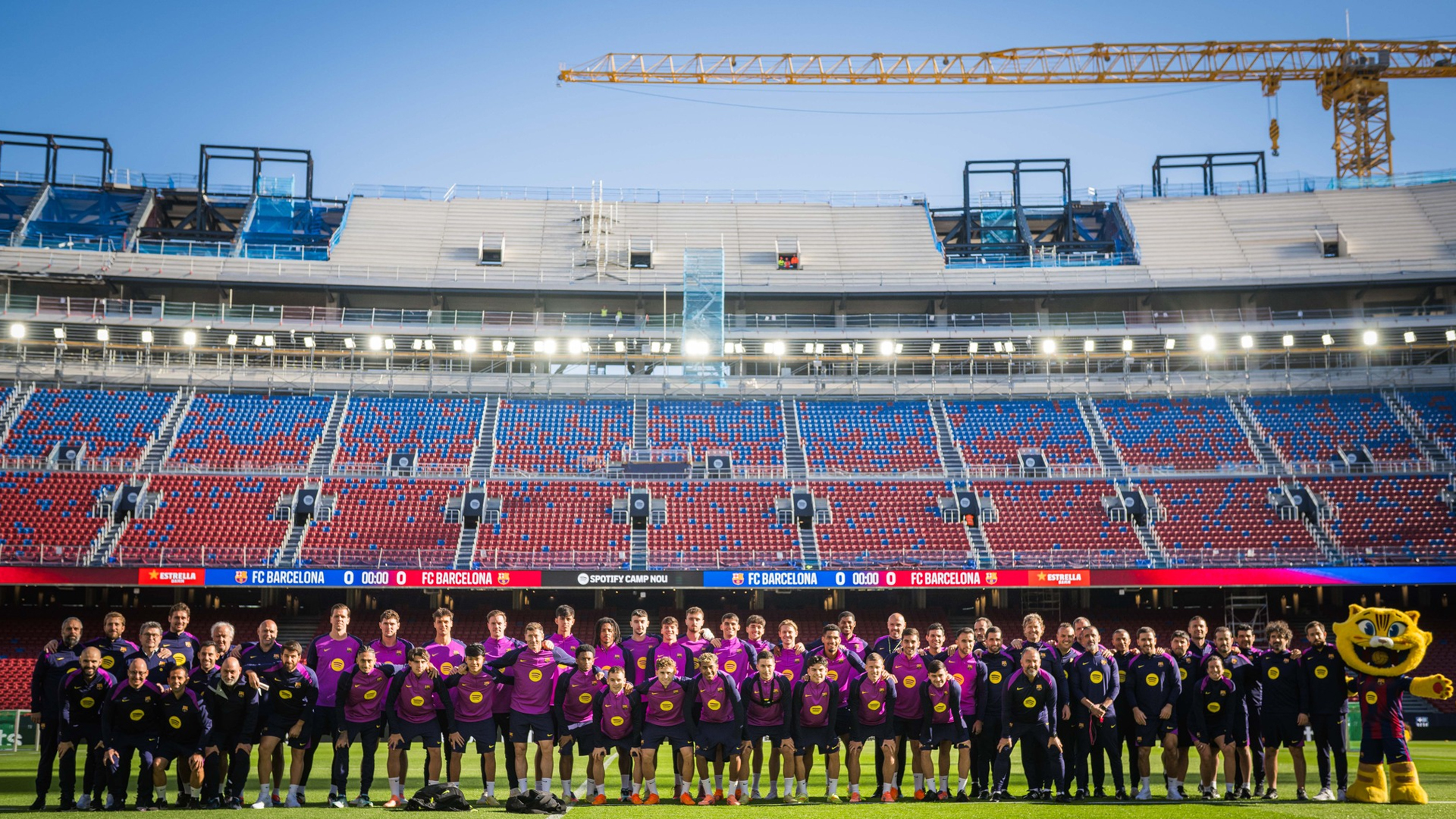 বার্সেলোনা চ্যাম্পিয়ন্স লিগের ম্যাচও ক্যাম্প ন্যুতে খেলবে