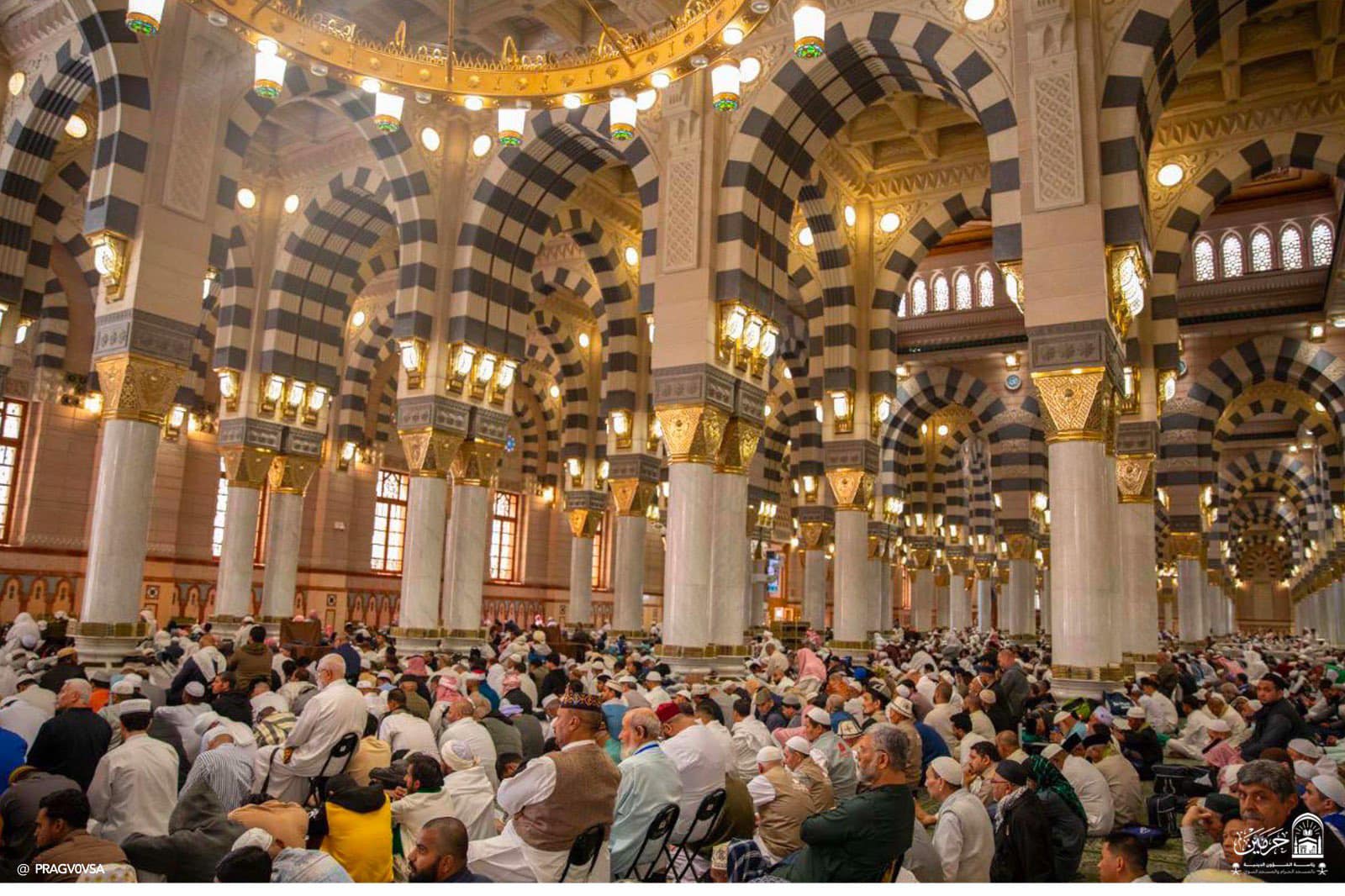 জুমার দিন মসজিদে আগে যাওয়ার ফজিলত