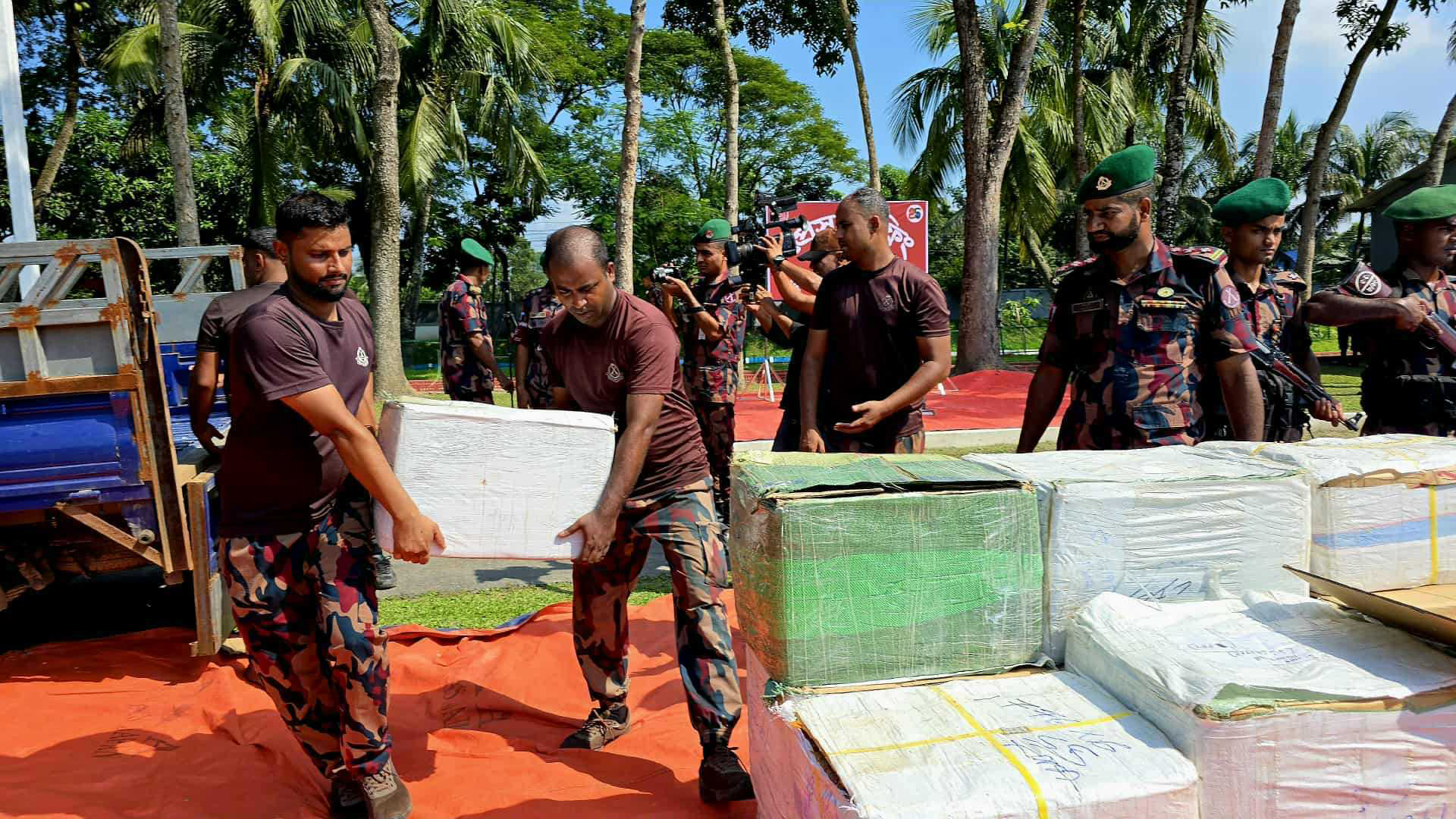 ব্রাহ্মণবাড়িয়া সাড়ে ১২ কোটি টাকার ভারতীয় পণ্য জব্দ