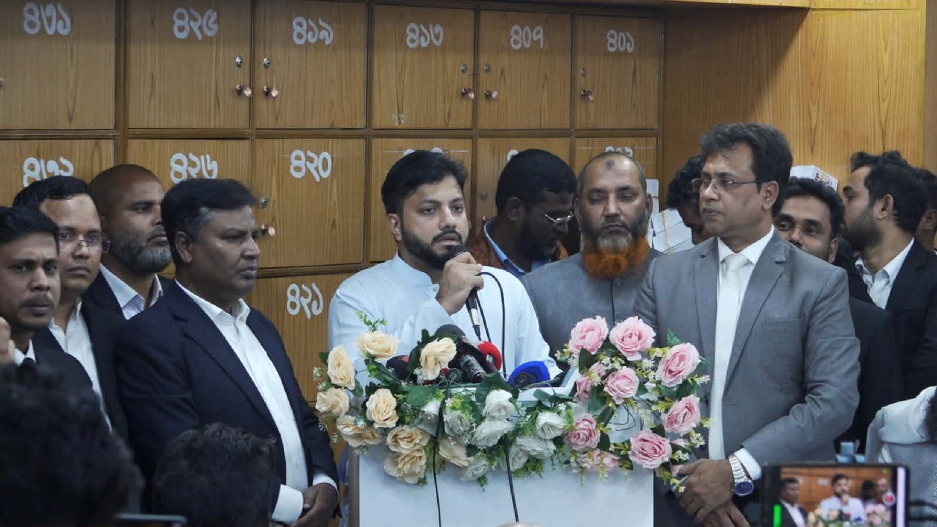 বিভাজন সৃষ্টি করলে ফায়দা পাবে স্বৈরাচারীরা: ইশরাক