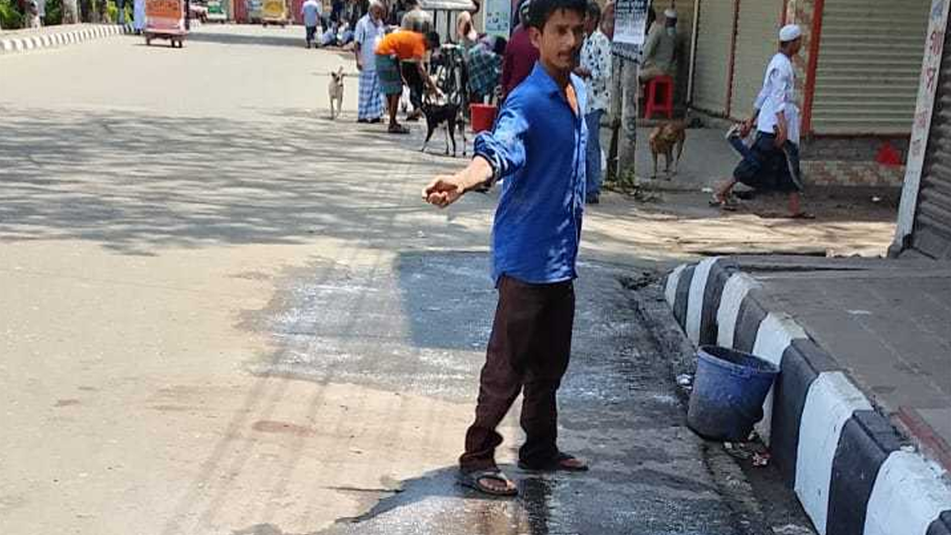 ৬ ঘণ্টার মধ্যে বরিশাল সিটির বর্জ্য অপসারণ