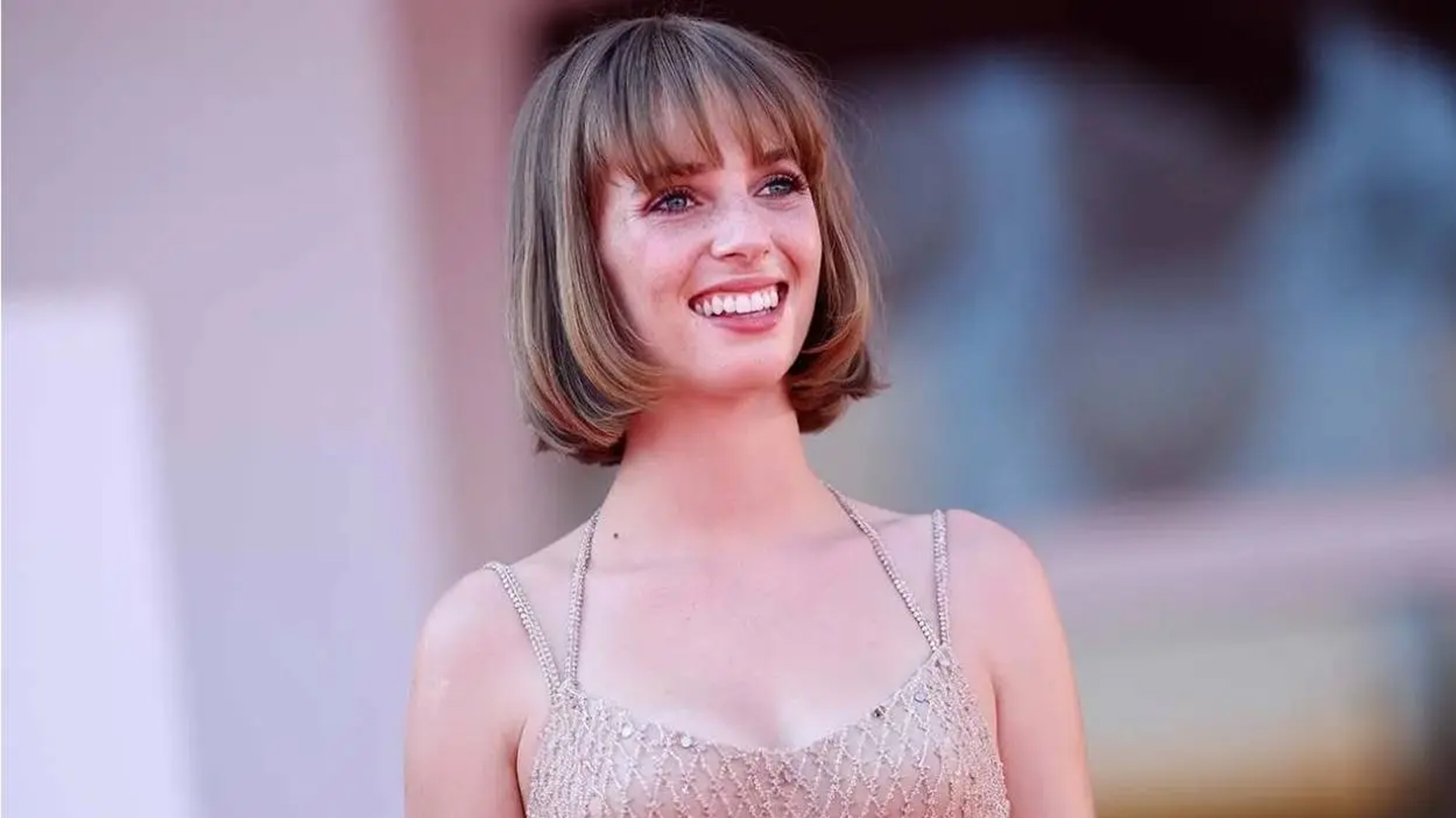 বিয়ে করলেন ‘স্ট্রেঞ্জার থিংস’ খ্যাত অভিনেত্রী