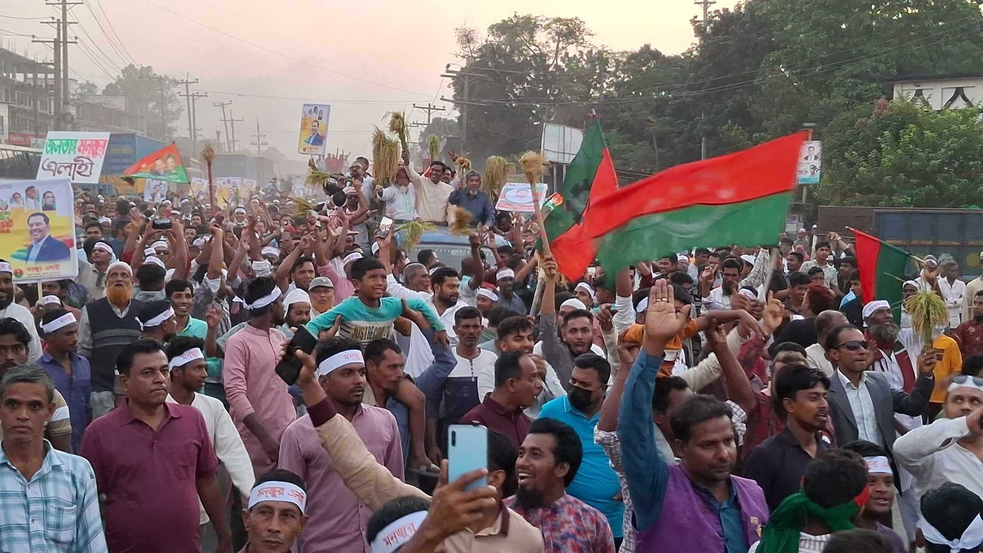 নরসিংদীর শিবপুরে ধানের শীষের পক্ষে মিছিল