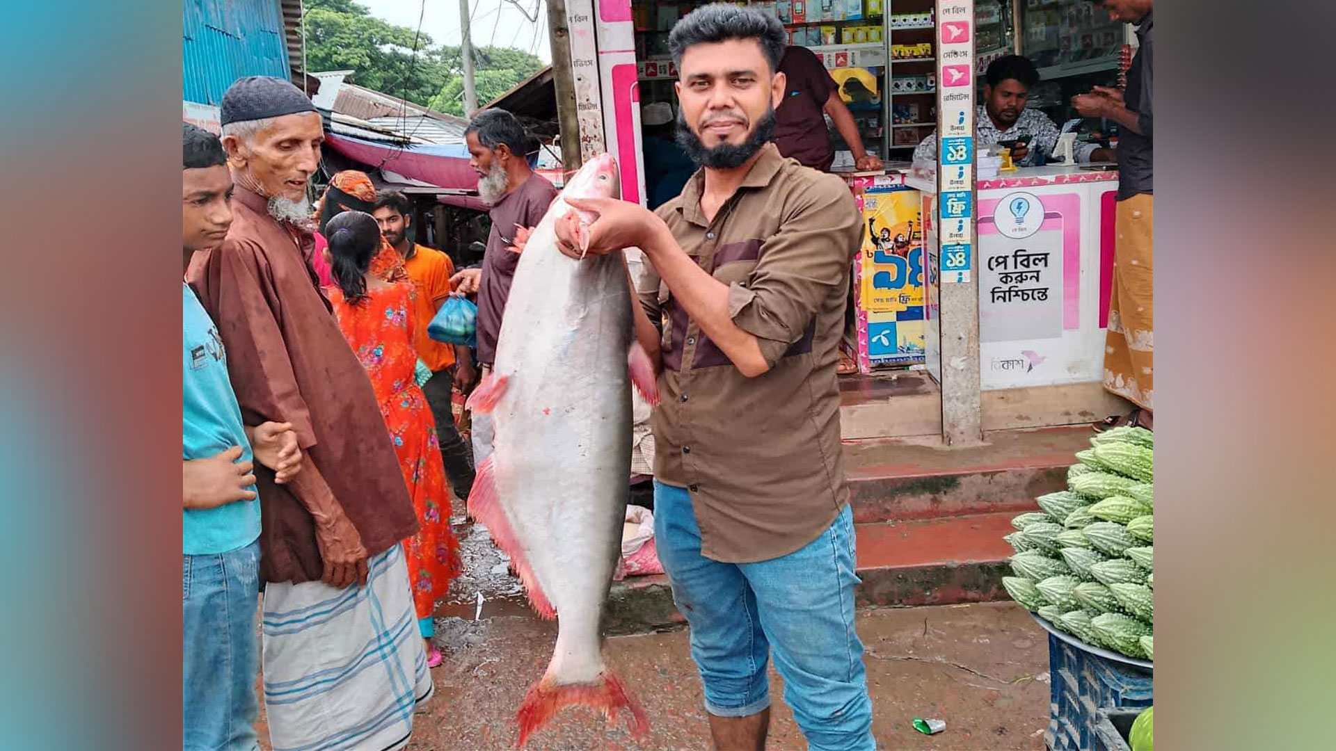 বড়শিতে ধরা পড়ল ১১ কেজির পাঙ্গাশ