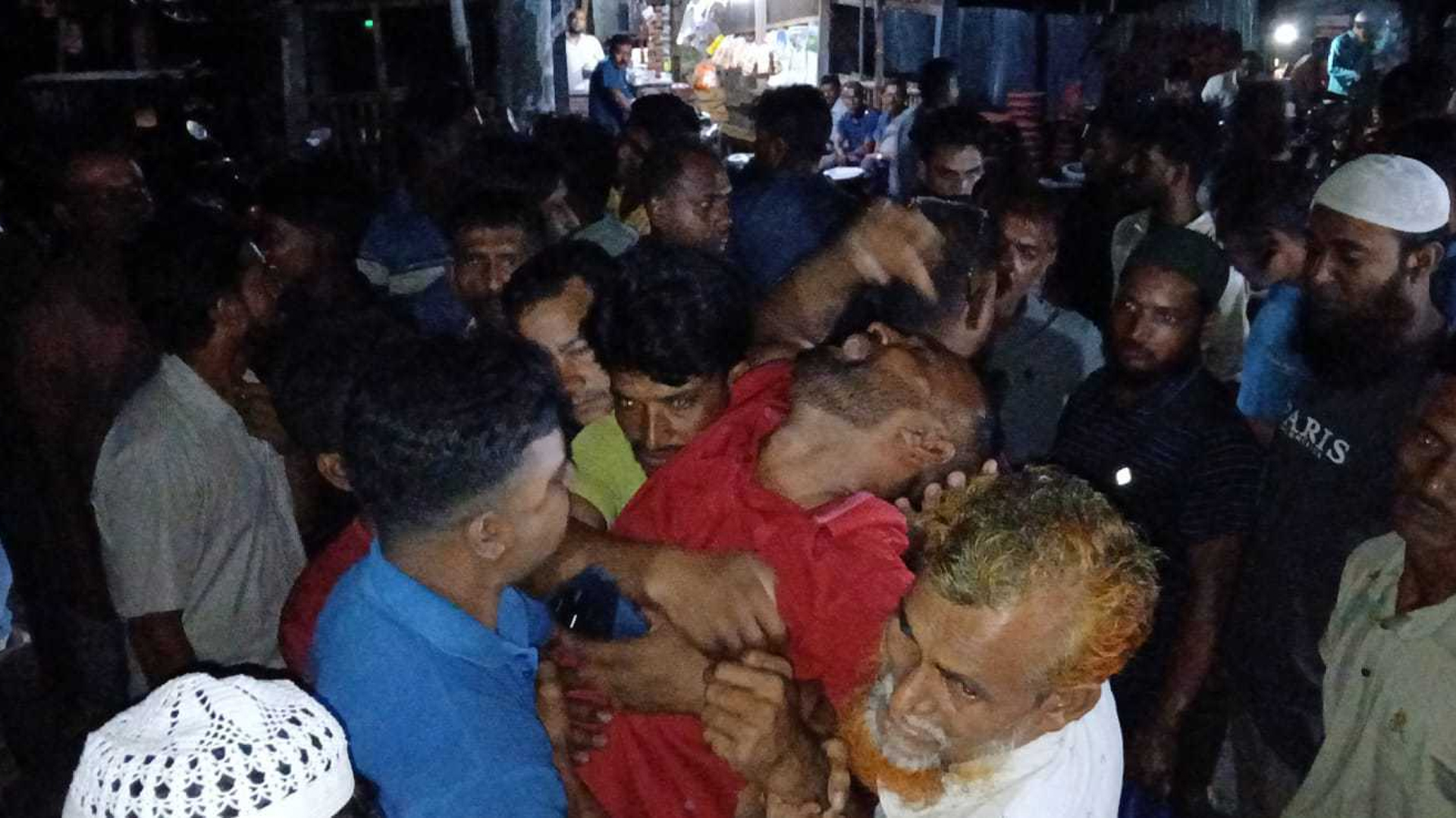 ডাক্তার দেখিয়ে ফেরার পথে ট্রাকচাপায় স্কুলছাত্রসহ নিহত ২