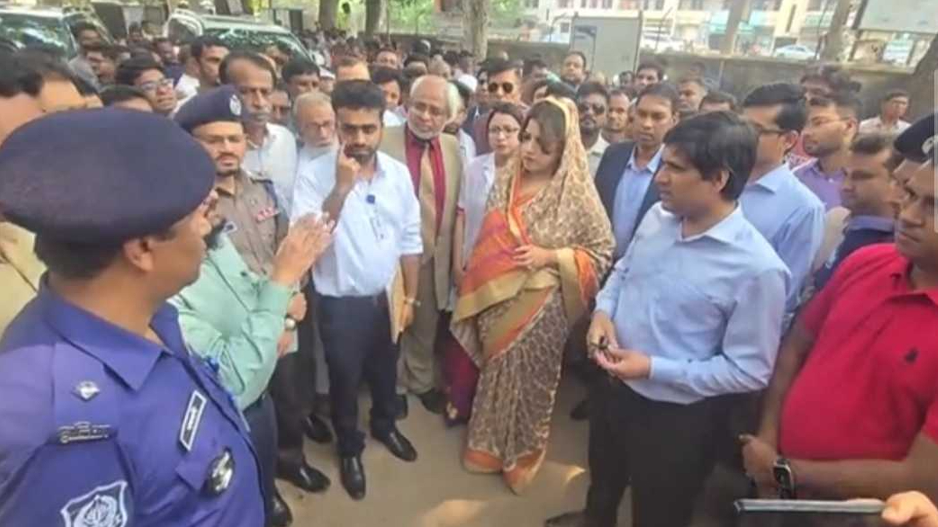 রেমিট্যান্স যোদ্ধাদের নিরাপত্তার বিষয়ে সরকার সক্রিয় রয়েছে: পররাষ্ট্র প্রতিমন্ত্রী