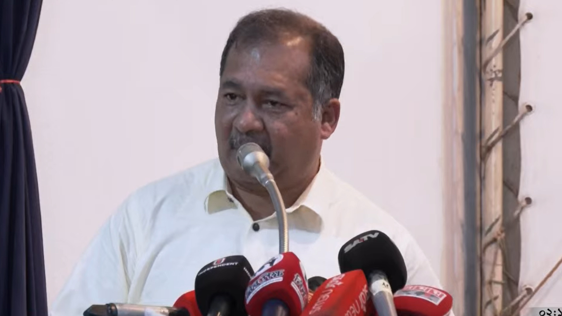 যে কোনো সমস্যা সমাধানে প্রাধান্য পাবে নিজ দেশের স্বার্থ: তথ্যমন্ত্রী