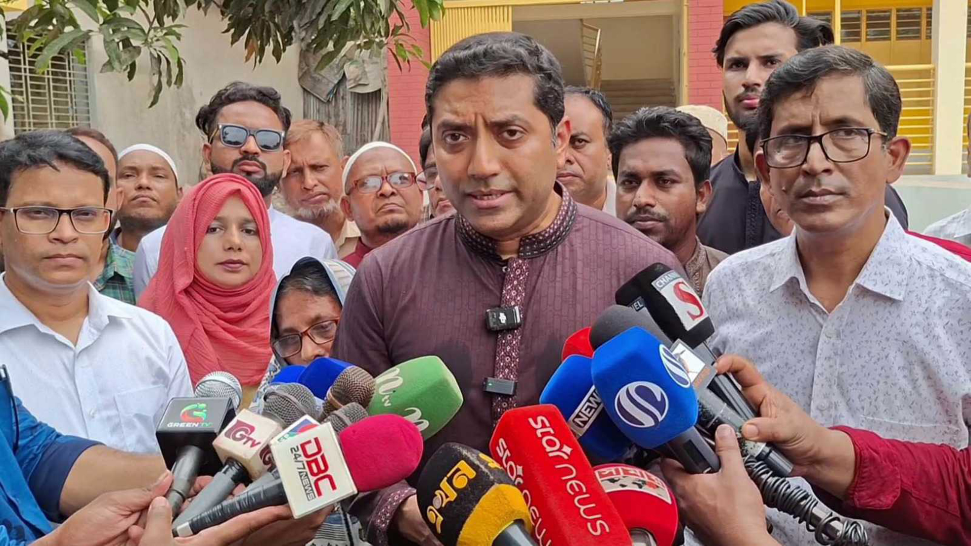 শিক্ষায় ভেদাভেদ নিরসনে সমান্তরাল কারিকুলাম নিয়ে সরকারের কাজ চলছে