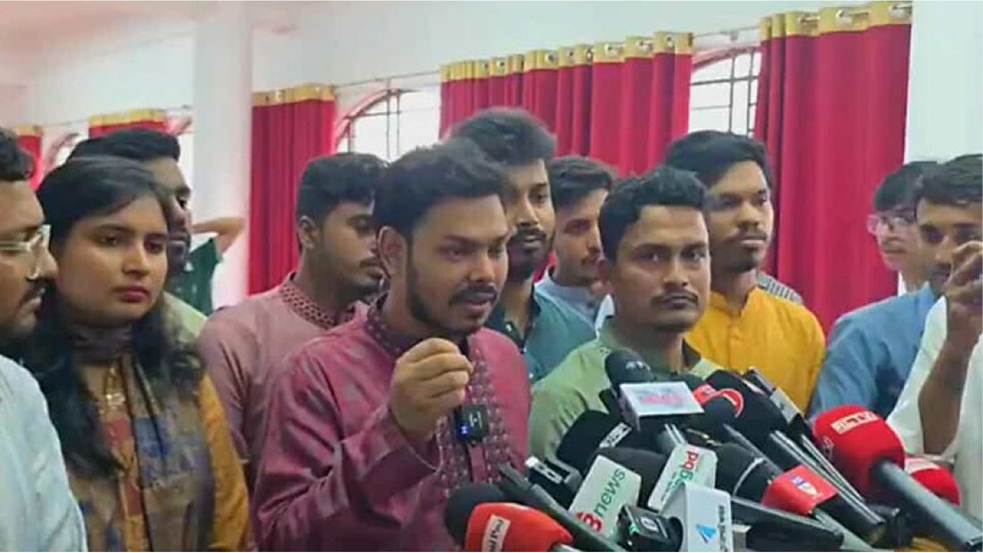 ডাকসু নির্বাচনে ছাত্র অধিকার পরিষদের প্যানেলে থাকছেন যারা