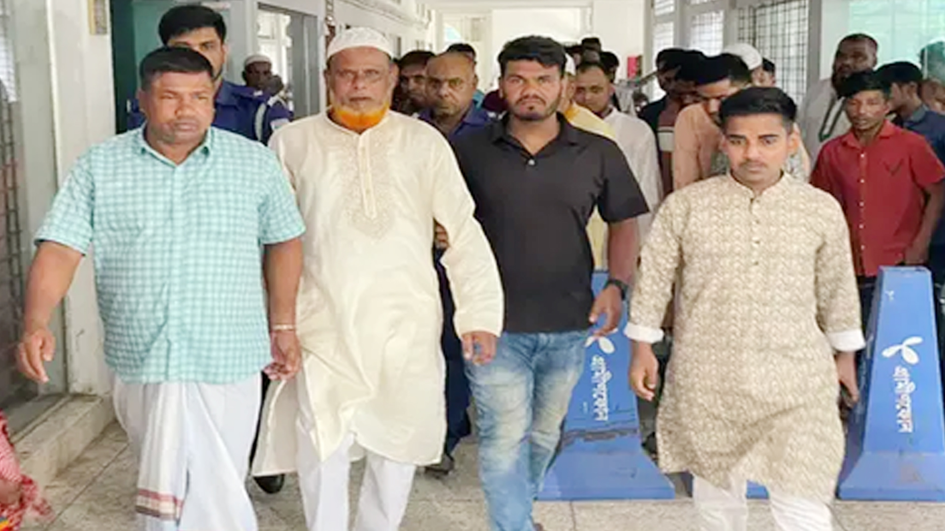 সেনাবাহিনীর ওপর হামলা: জৈন্তাপুর উপজেলা বিএনপির সভাপতিসহ কারাগারে ৯