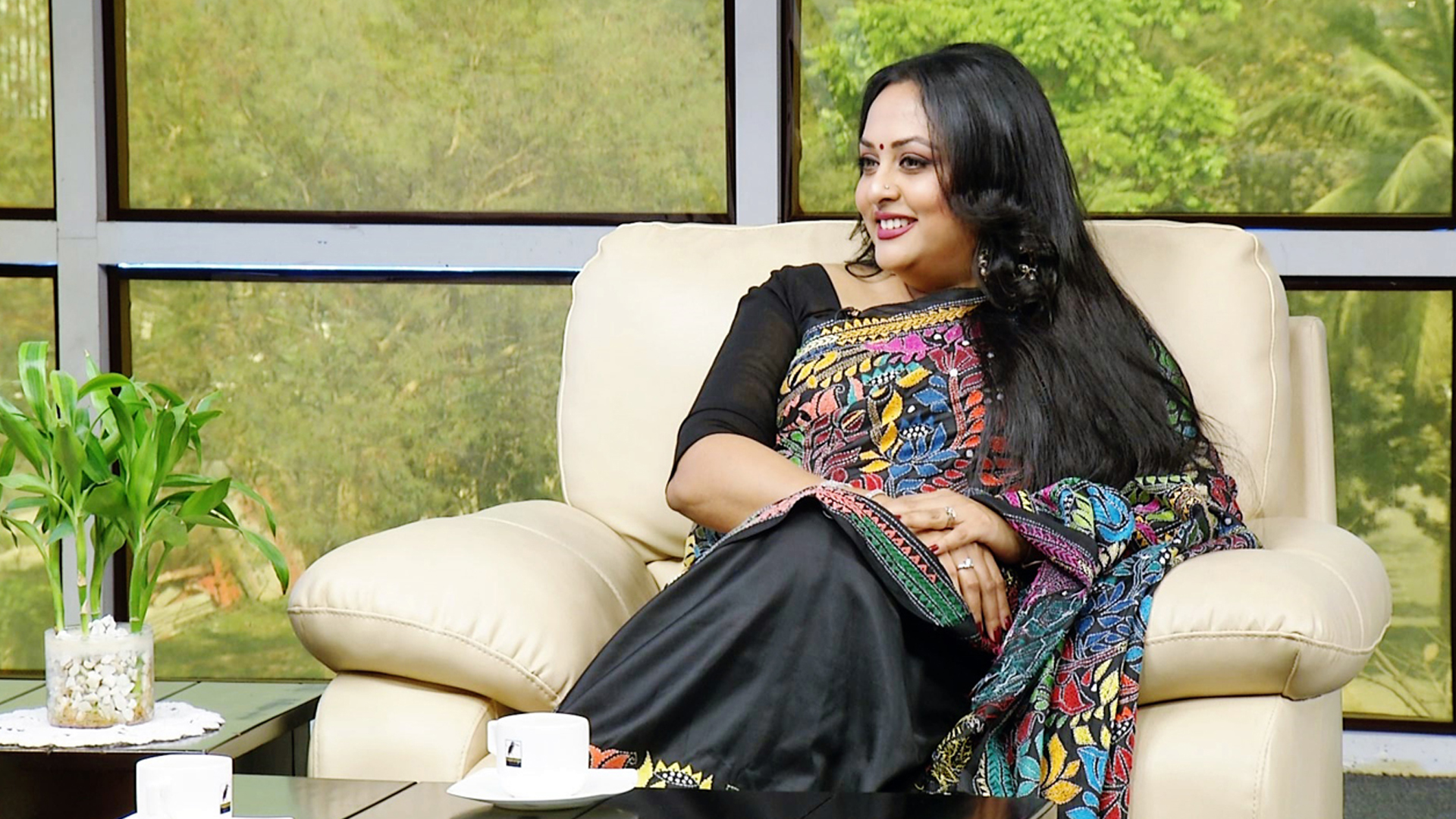 Porno video: Onamning dosti bir yigitni kordi Rus femdom tasmali porno