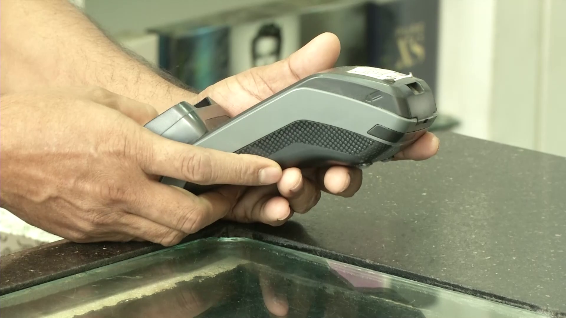 ব্যয় বাড়লেও দিন দিন ভ্যাট দিতে আগ্রহ বাড়ছে সাধারণ মানুষের