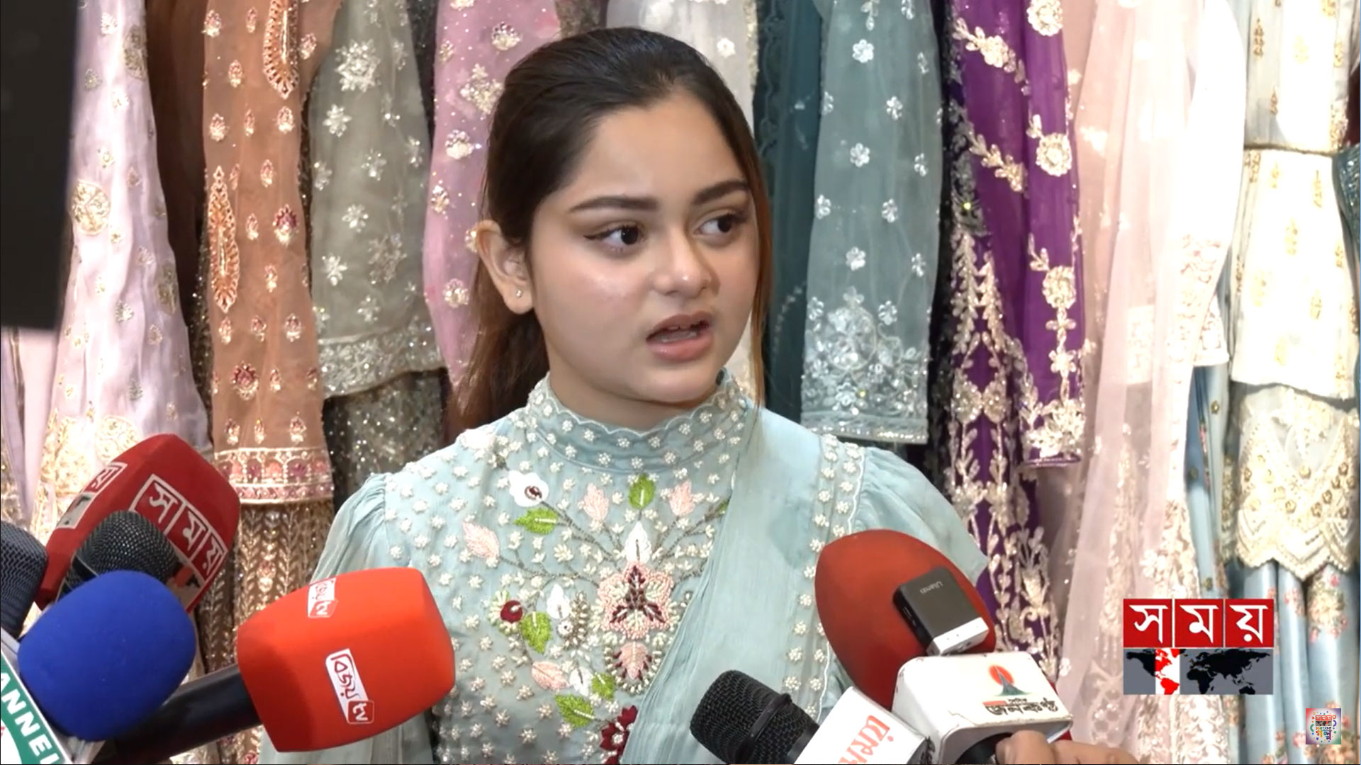 Krasnoznamensk porno Harbiy qizlar xxx