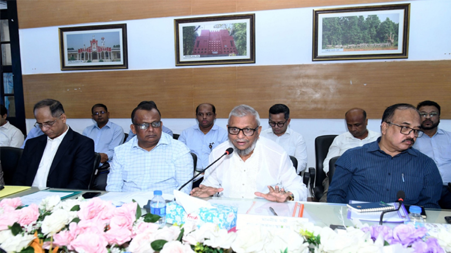 ঈদুল আজহায় শ্রমিকদের বেতন-বোনাস নিয়ে যে বার্তা দিলেন মন্ত্রী