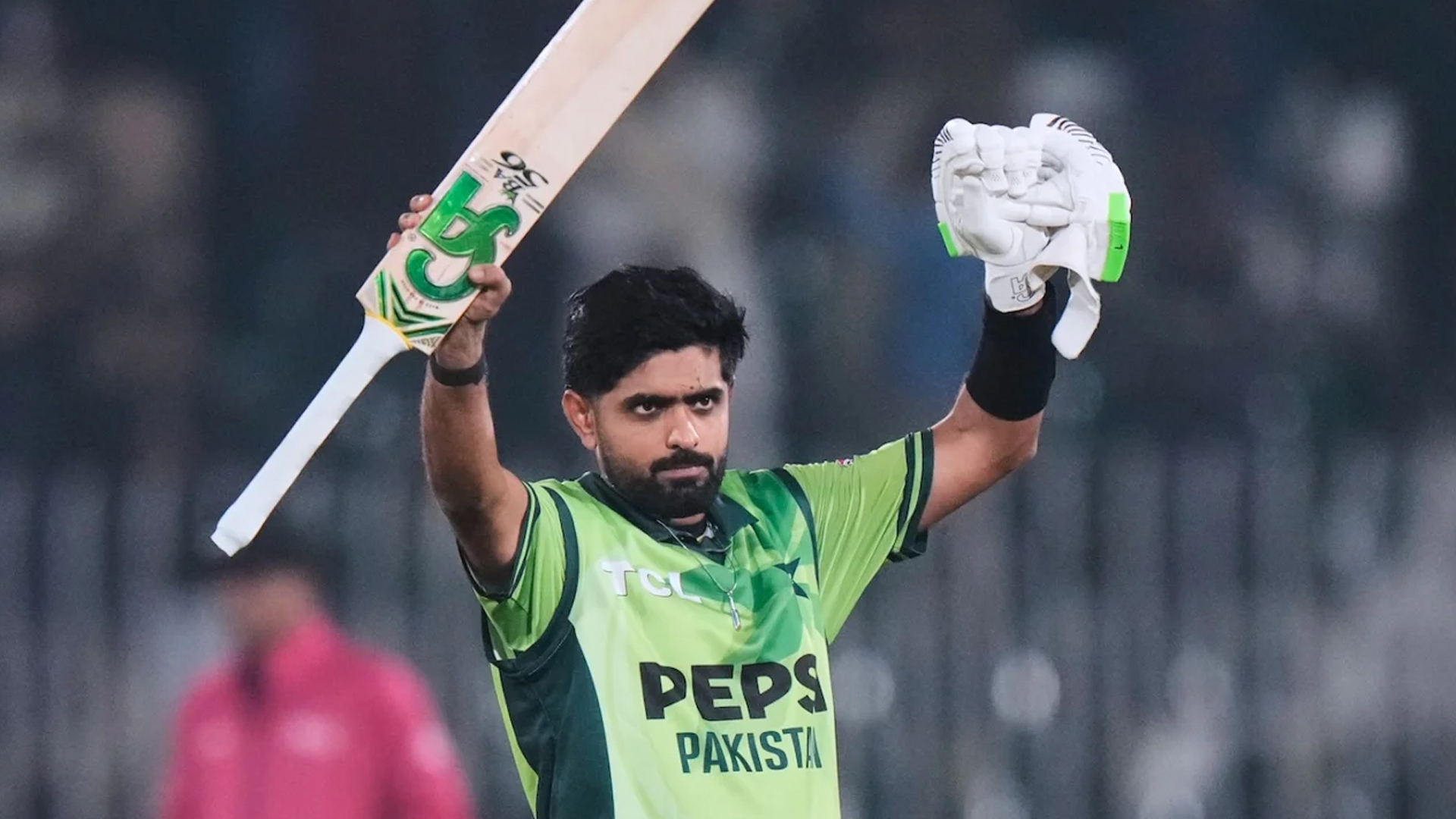 খরা কাটানো সেঞ্চুরিতে যেসব রেকর্ড গড়লেন বাবর