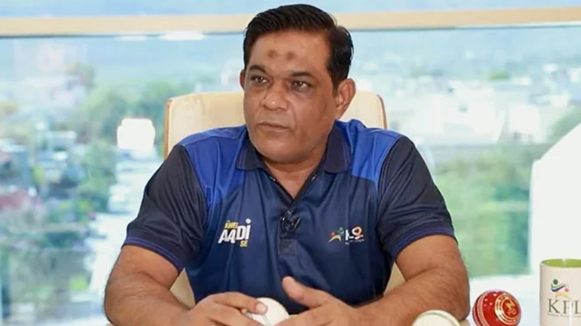 ফিলিস্তিনের পক্ষ নেয়ায় অধিনায়কত্ব হারিয়েছেন রিজওয়ান