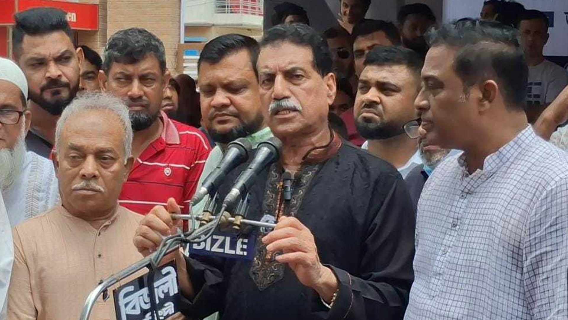 দেশে এখনো পরিকল্পিত ষড়যন্ত্র চলছে: খোকন