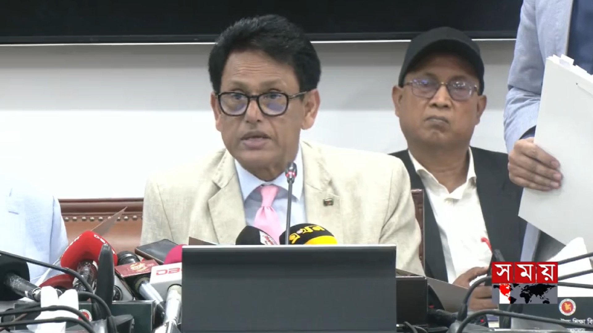 অনলাইন-অফলাইন ক্লাস নিয়ে নতুন বার্তা শিক্ষামন্ত্রীর