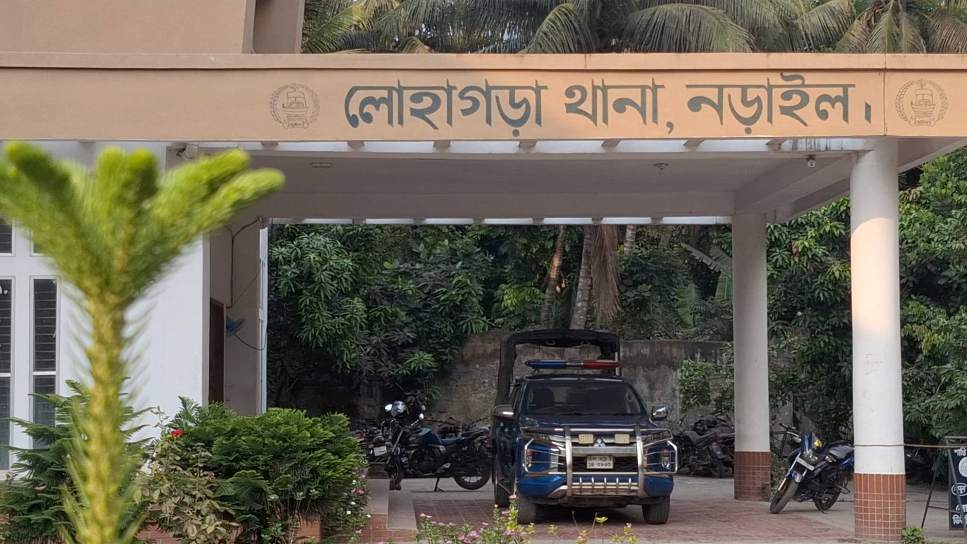 আম কুড়াতে গেলে কিশোরীকে ধর্ষণের অভিযোগ ব্যবসায়ীর বিরুদ্ধে