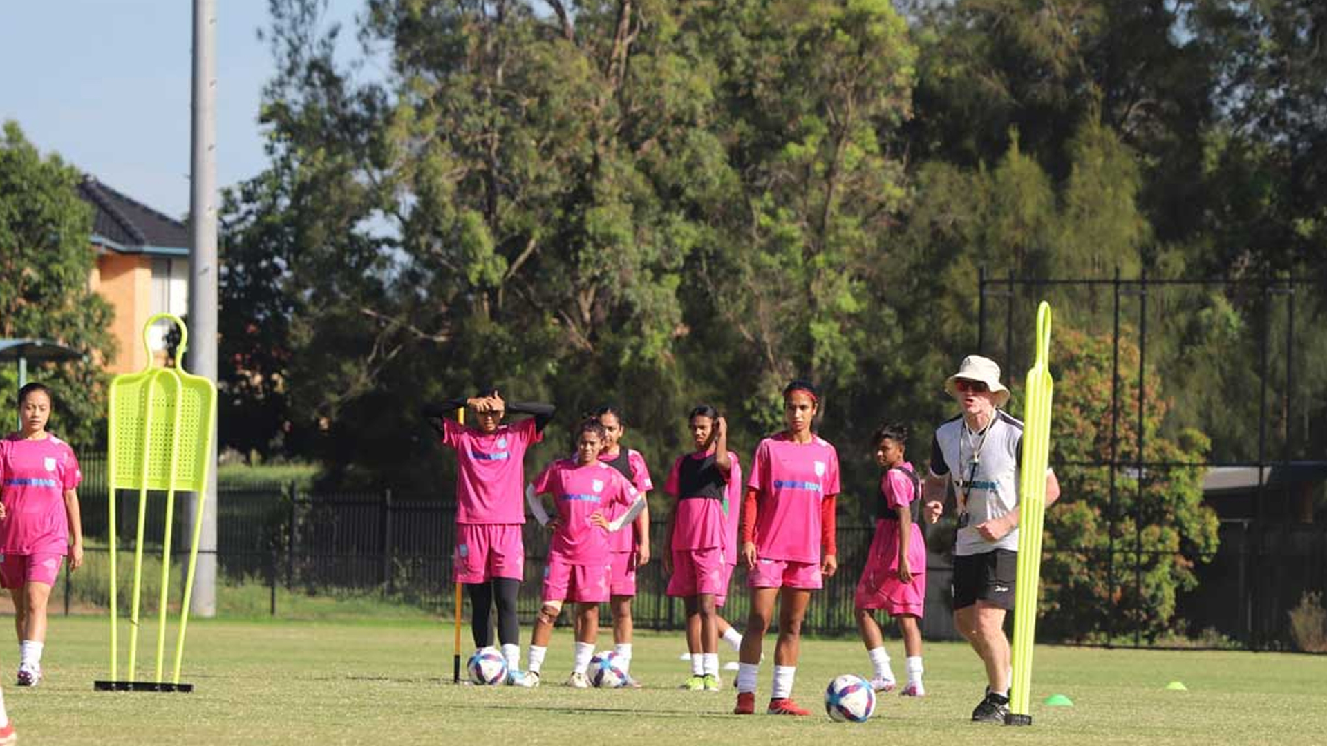 অস্ট্রেলিয়ার কন্ডিশনের সাথে মানিয়ে নিতে প্রথম দিনের অনুশীলন সারলেন আফঈদারা
