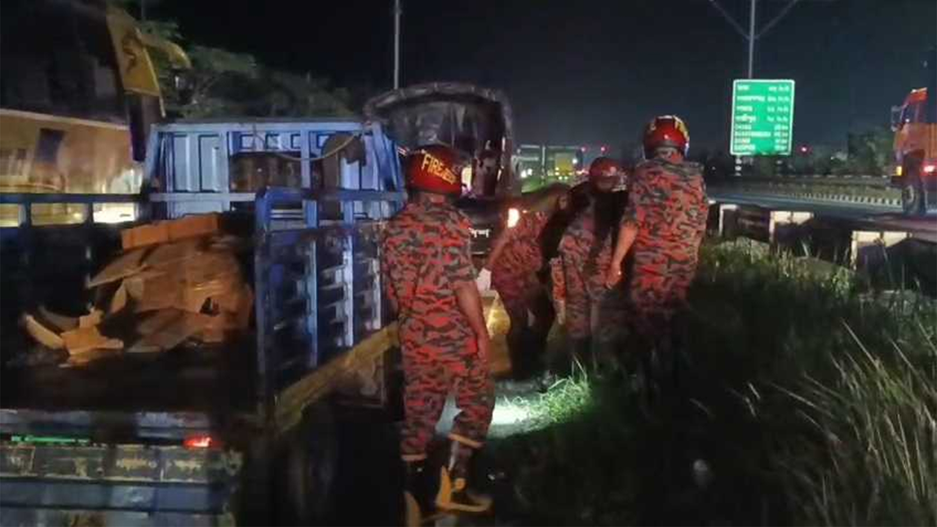 ঢাকা-মাওয়া এক্সপ্রেসওয়েতে নারীর মরদেহ উদ্ধার