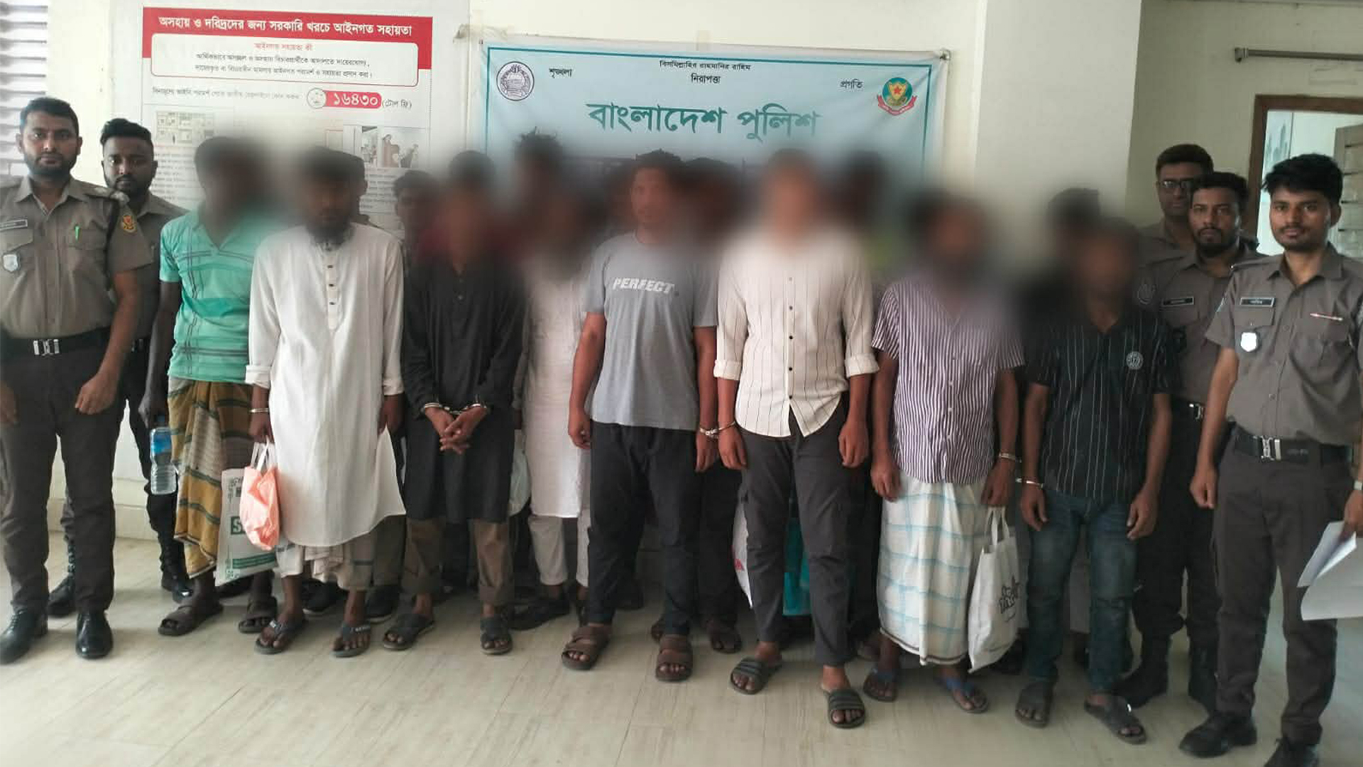 বিশেষ অভিযানে শাহজাহানপুরে গ্রেফতার ২১