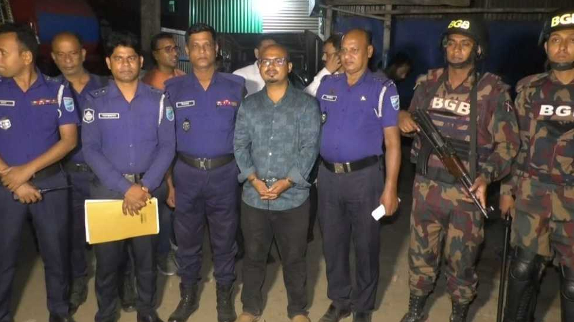 নারায়ণগঞ্জে ৯১০০ লিটার ডিজেল জব্দ, মজুতকারীকে ২ মাসের কারাদণ্ড