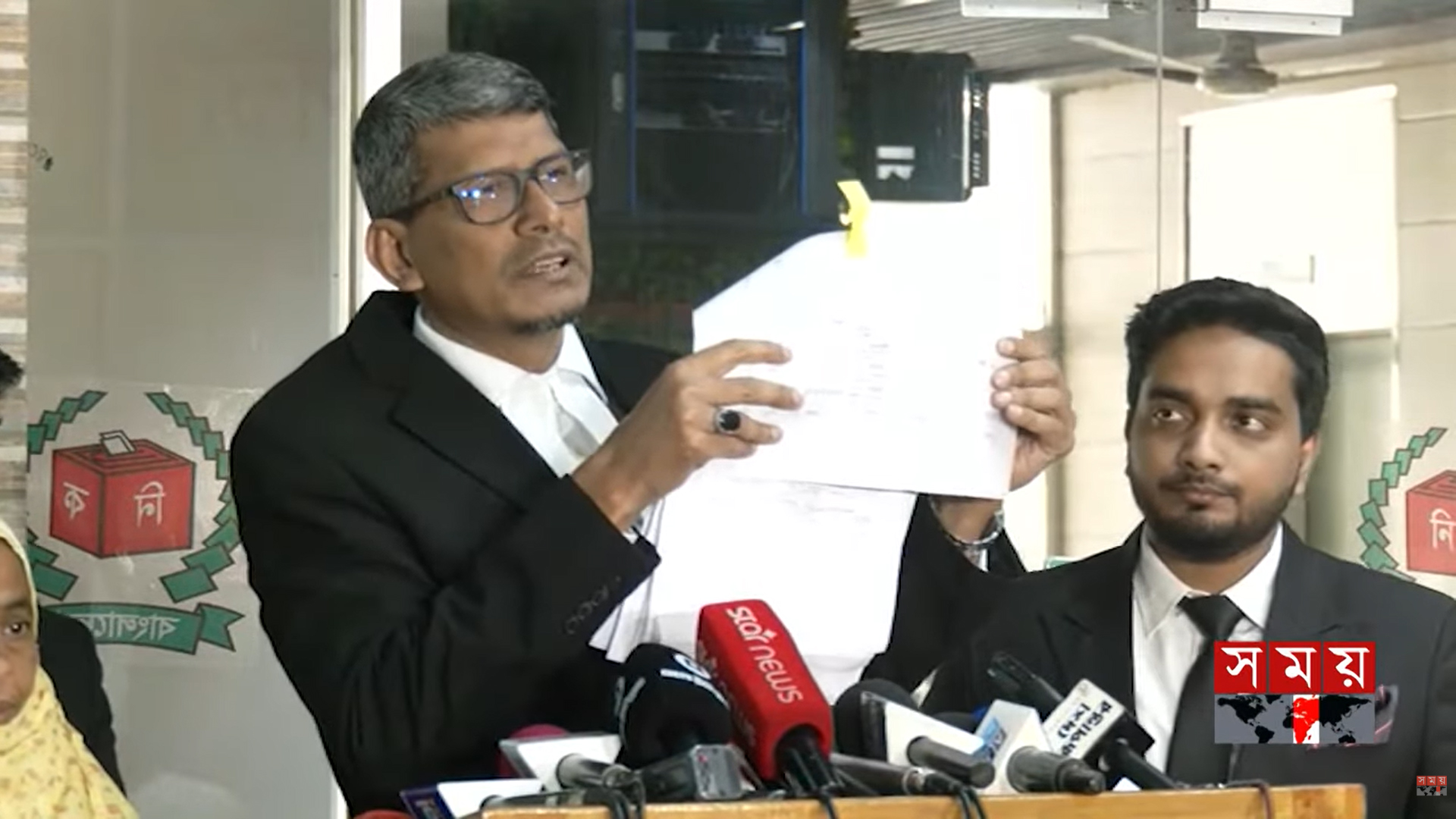 নৌকার বিপক্ষে জেতা ব্যক্তিকে আ.লীগ ট্যাগ দিচ্ছেন কেন? প্রশ্ন ব্যারিস্টার শাহরিয়ারের