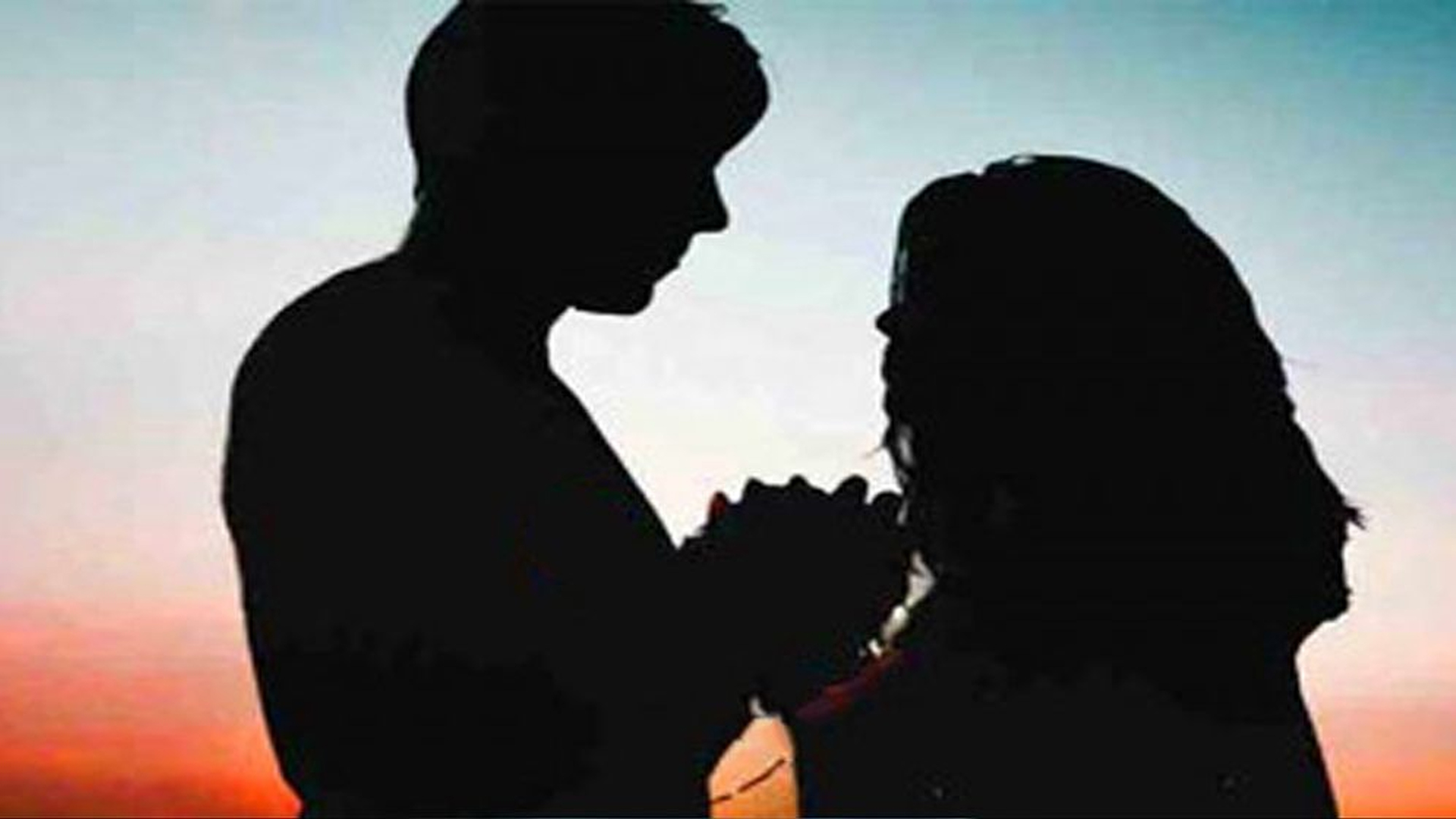 বিয়ে না করেই ছাত্রীর সঙ্গে সংসার, প্রধান শিক্ষক গ্রেফতার