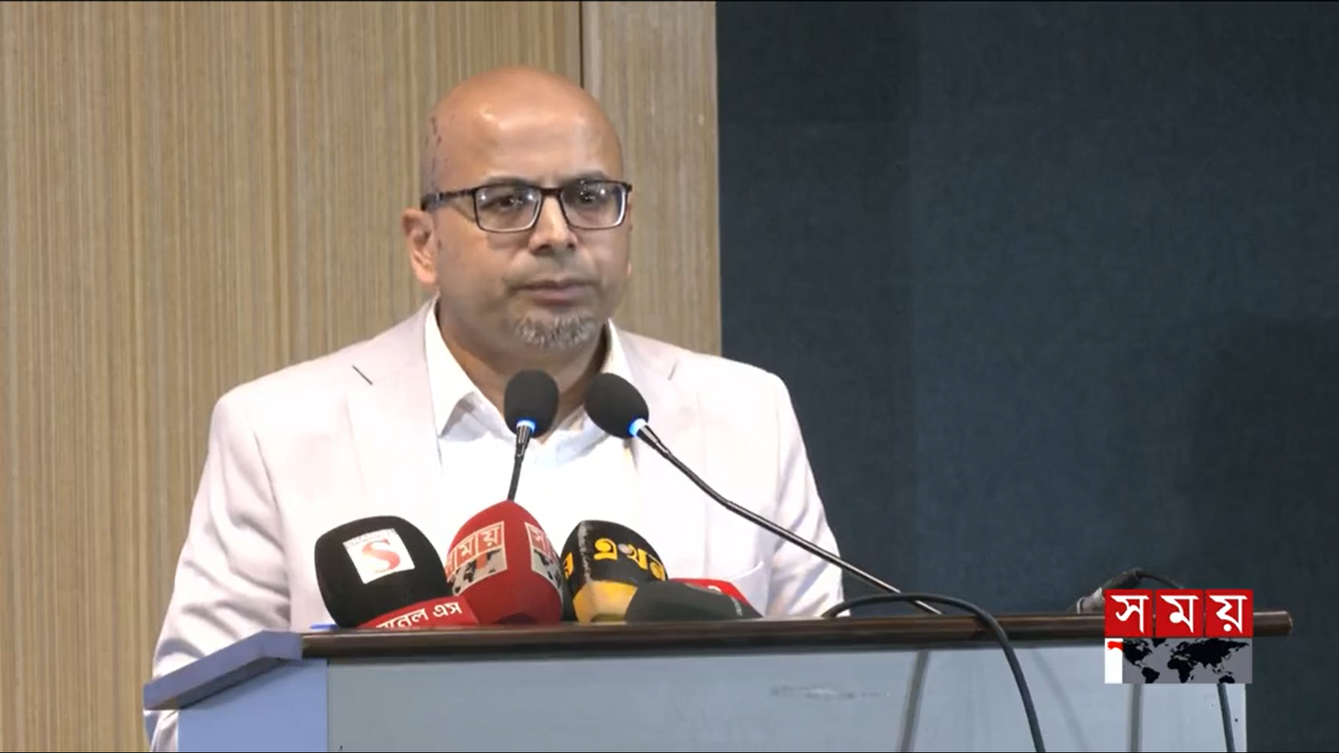 ব্যবহৃত অবৈধ ফোন বন্ধ হবে কি না, জানালেন ফয়েজ তৈয়্যব