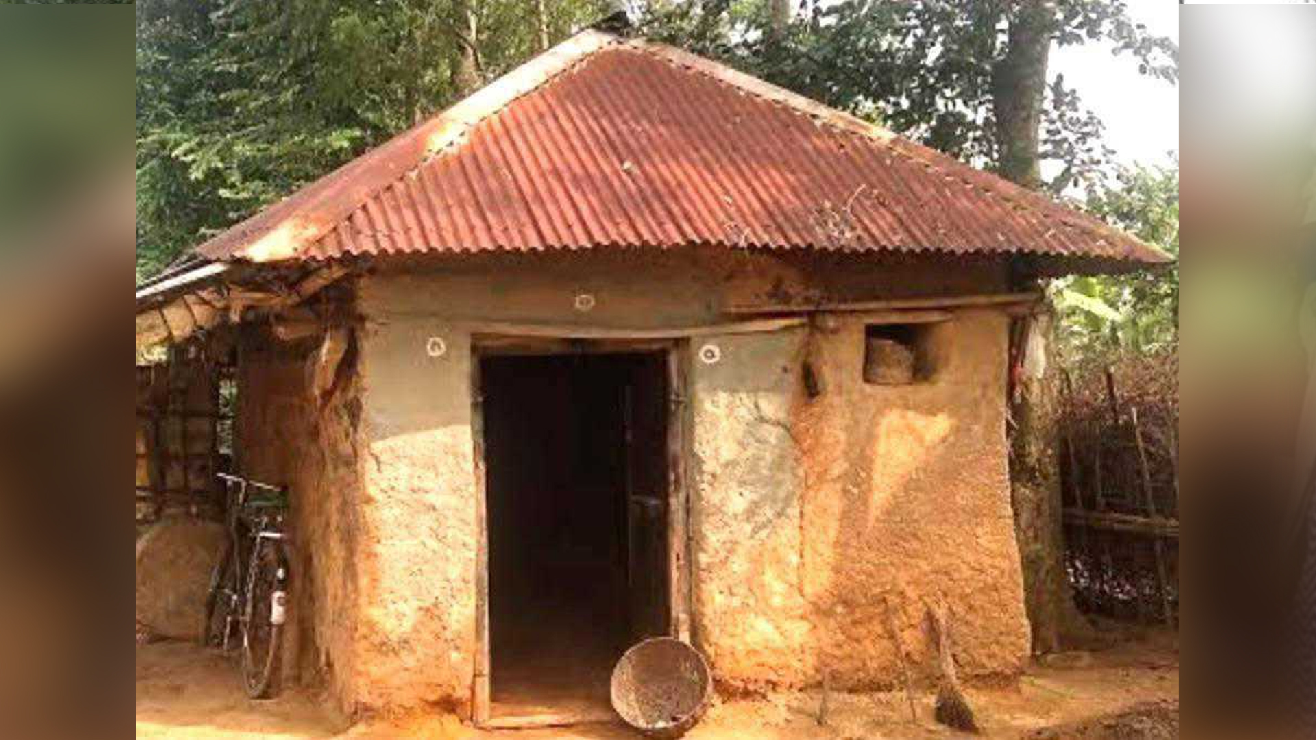 পাবনায় গোয়ালঘর থেকে দেড় হাজার লিটার পেট্রল- অকটেন উদ্ধার