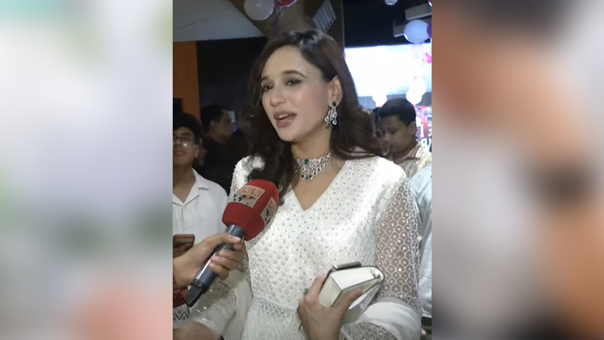 দ্বিতীয়বার শাকিব খানের সঙ্গে কাজ করার অনুভূতি জানালেন সাবিলা নূর