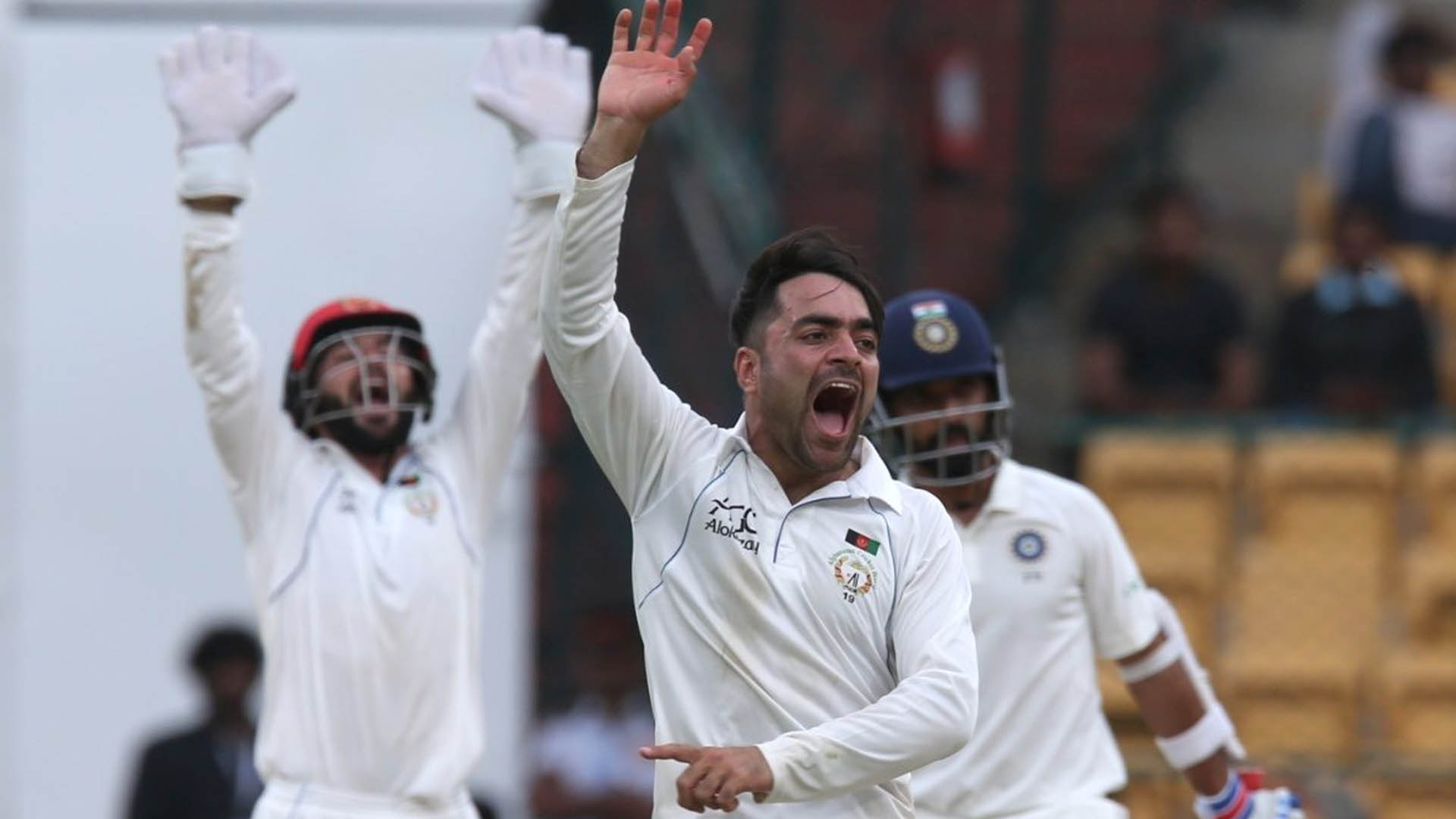 বছরে একটির বেশি টেস্ট খেলবেন না রশিদ, সমর্থন কোচের