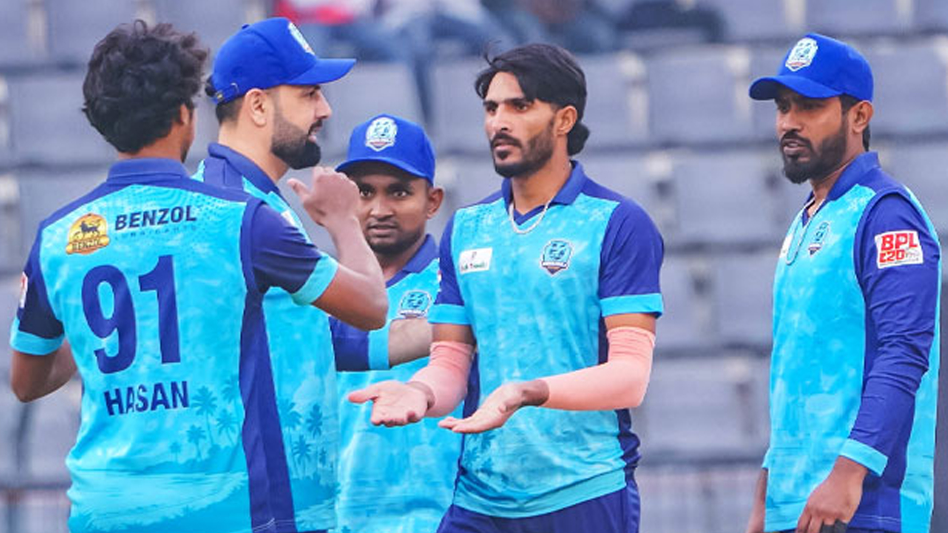 টানা ছয় হারের পর প্রথম জয়ের দেখা পেলো নোয়াখালী