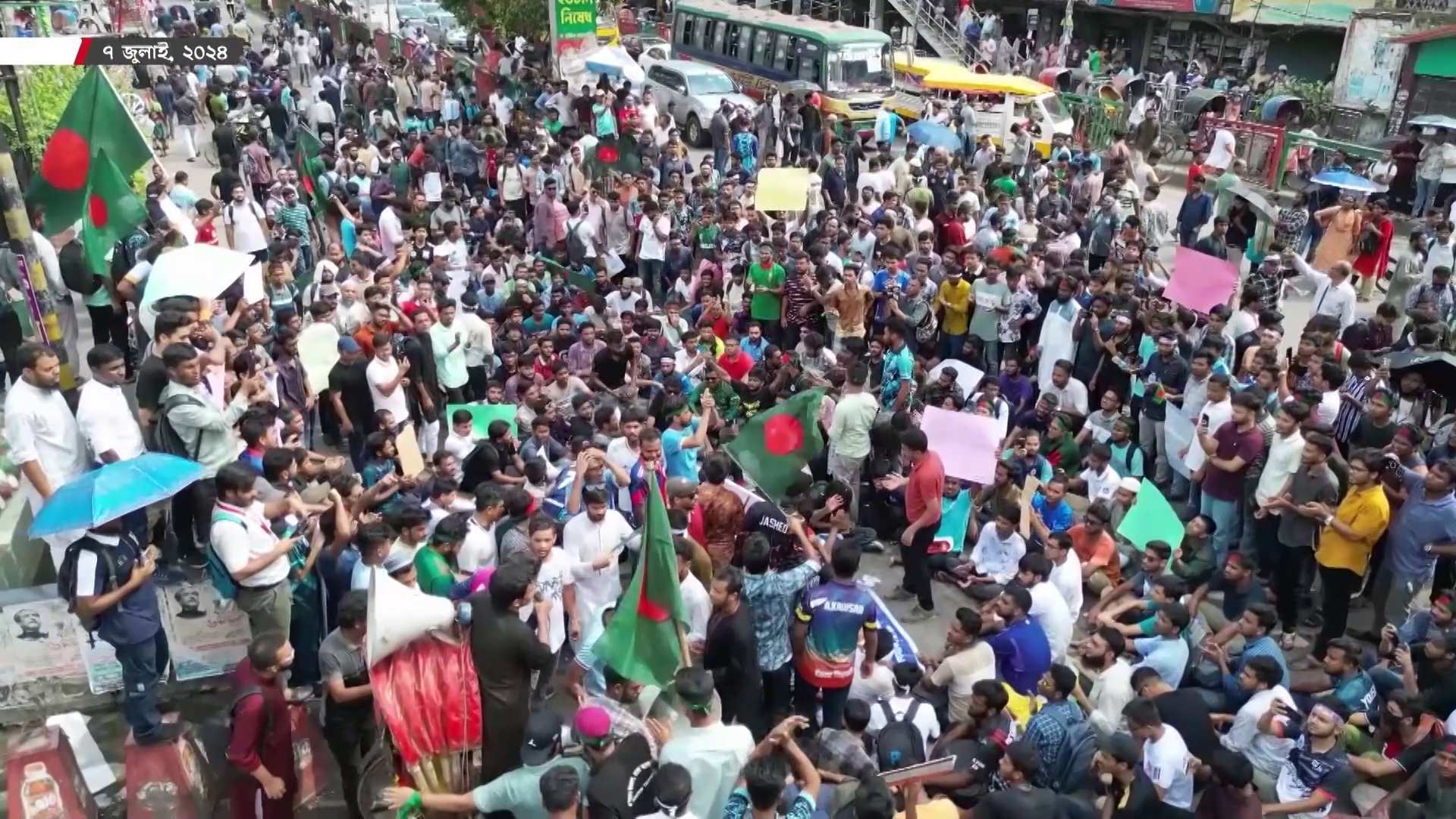 রক্তাক্ত ৭ জুলাই: নতুন কর্মসূচিতে স্থবির হয়ে পড়ে রাজধানী