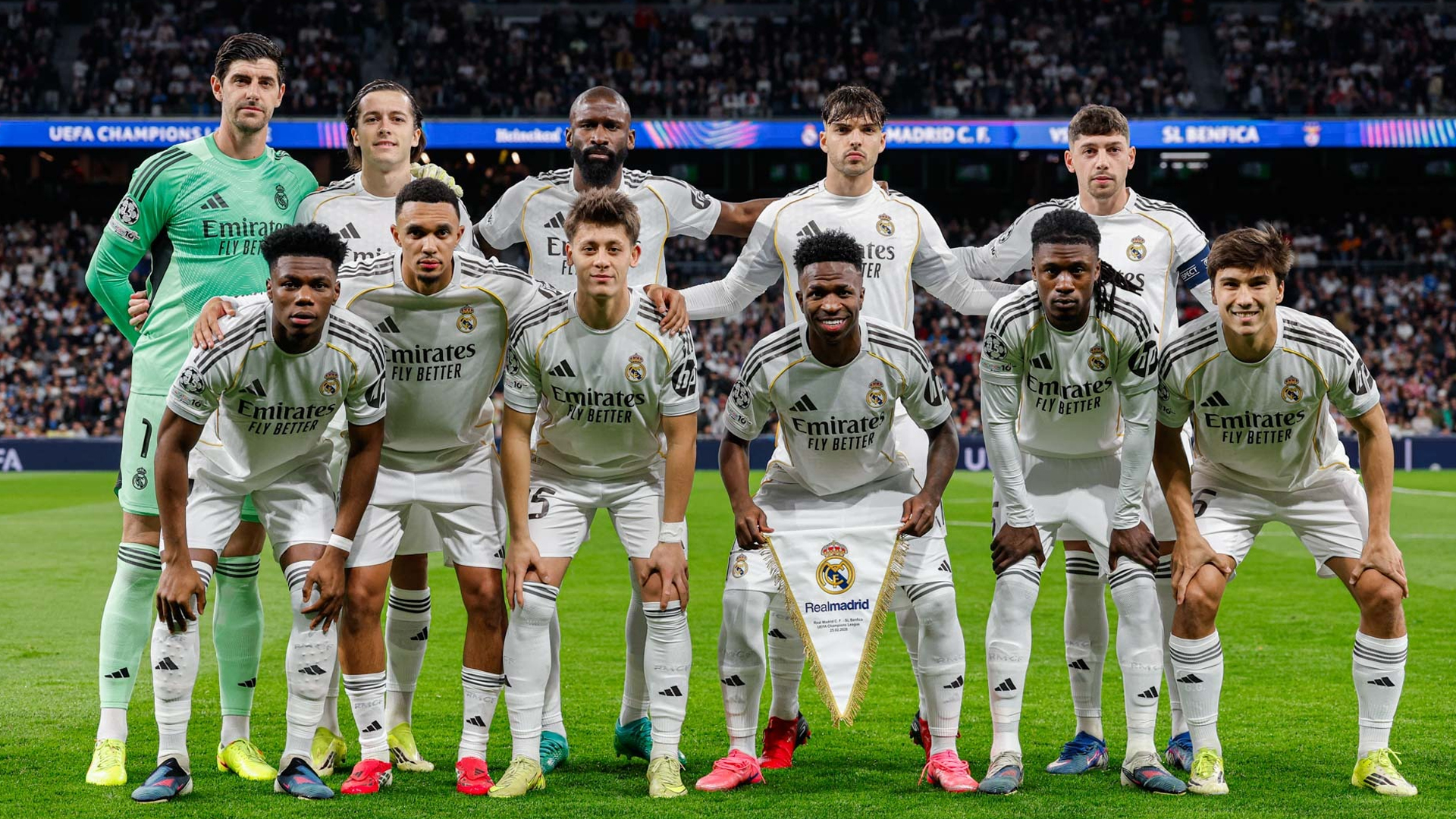 সমর্থকের ভুলে রিয়াল মাদ্রিদকে ২১ লাখ টাকা জরিমানা করল উয়েফা