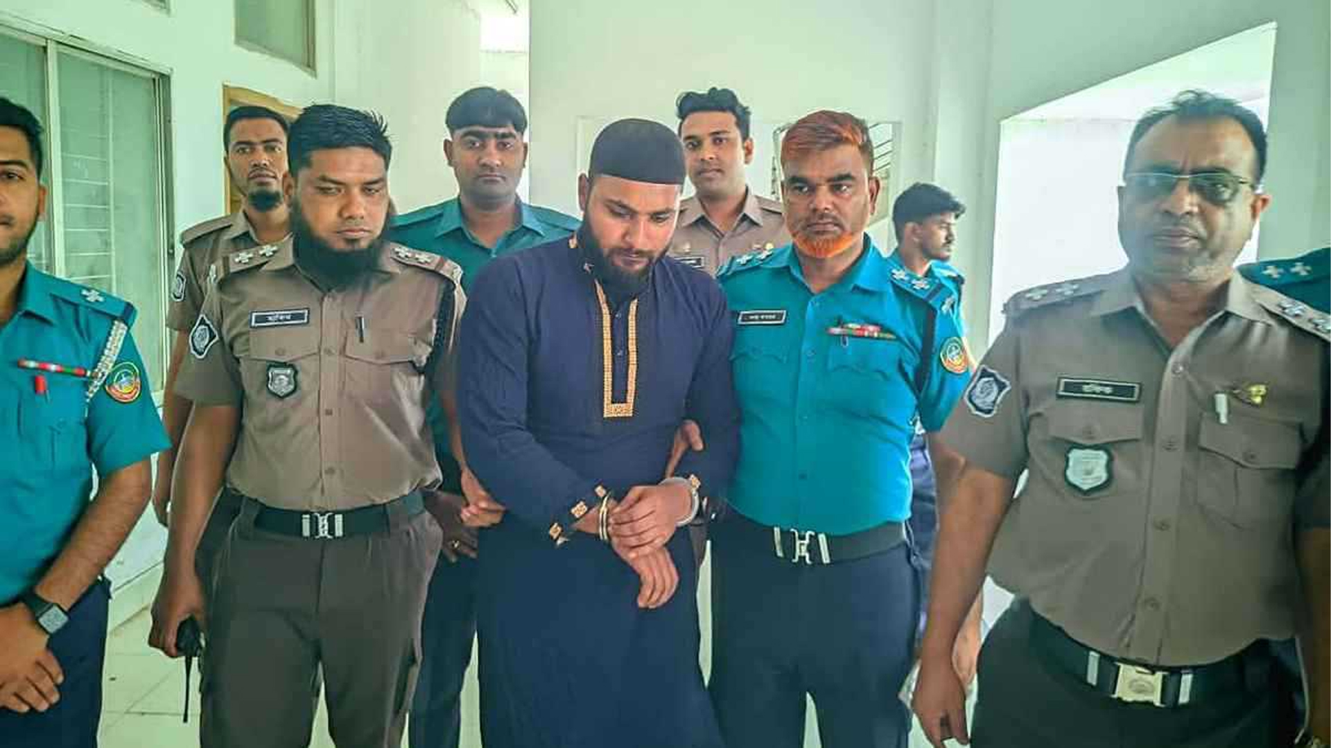 রংপুরে পুলিশ হত্যা মামলায় আসামি পলাশের মৃত্যুদণ্ড