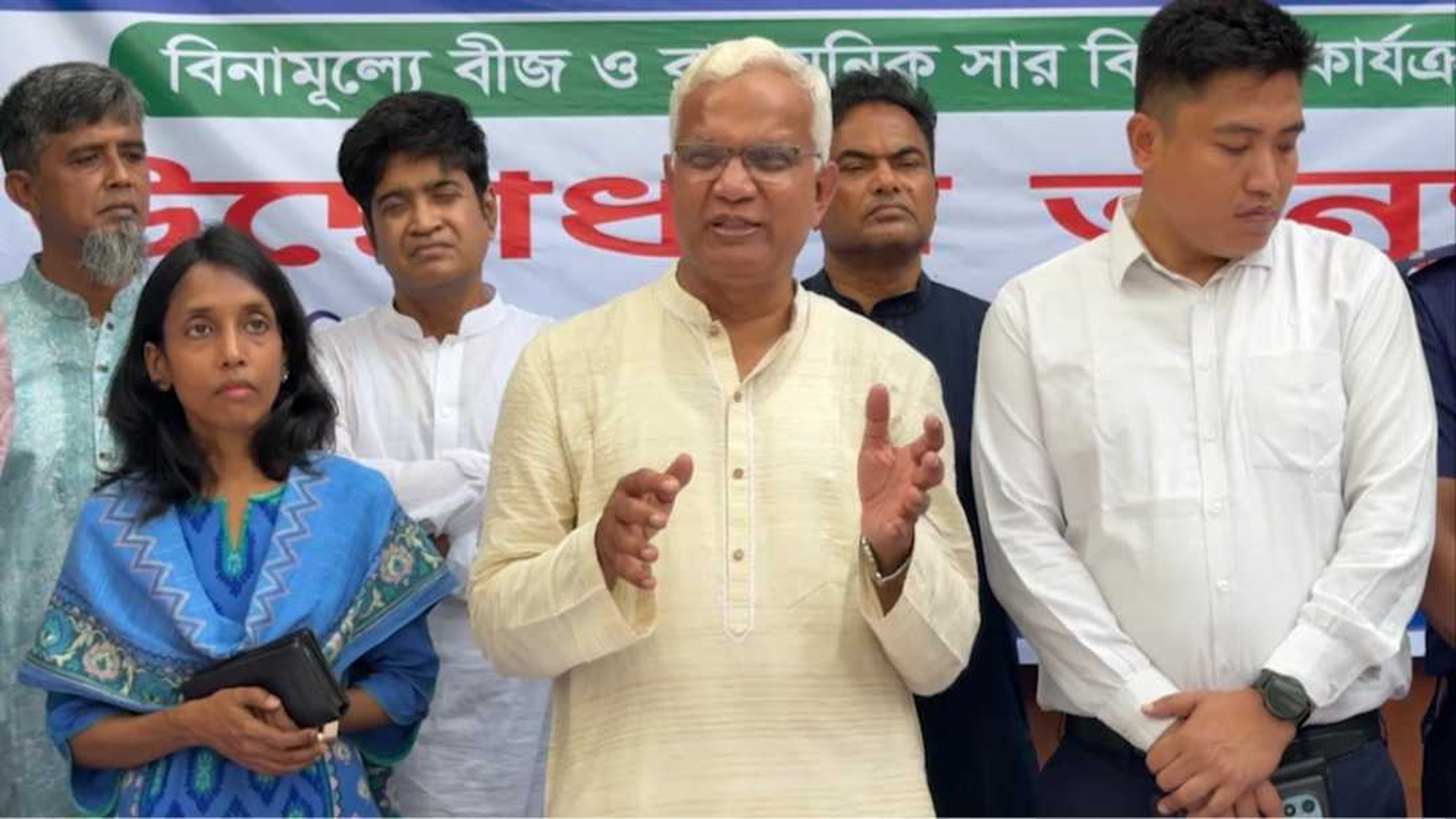 কৃষককে স্বাবলম্বী করা কৃষিকার্ডের প্রধান লক্ষ্য: সমাজকল্যাণ মন্ত্রী