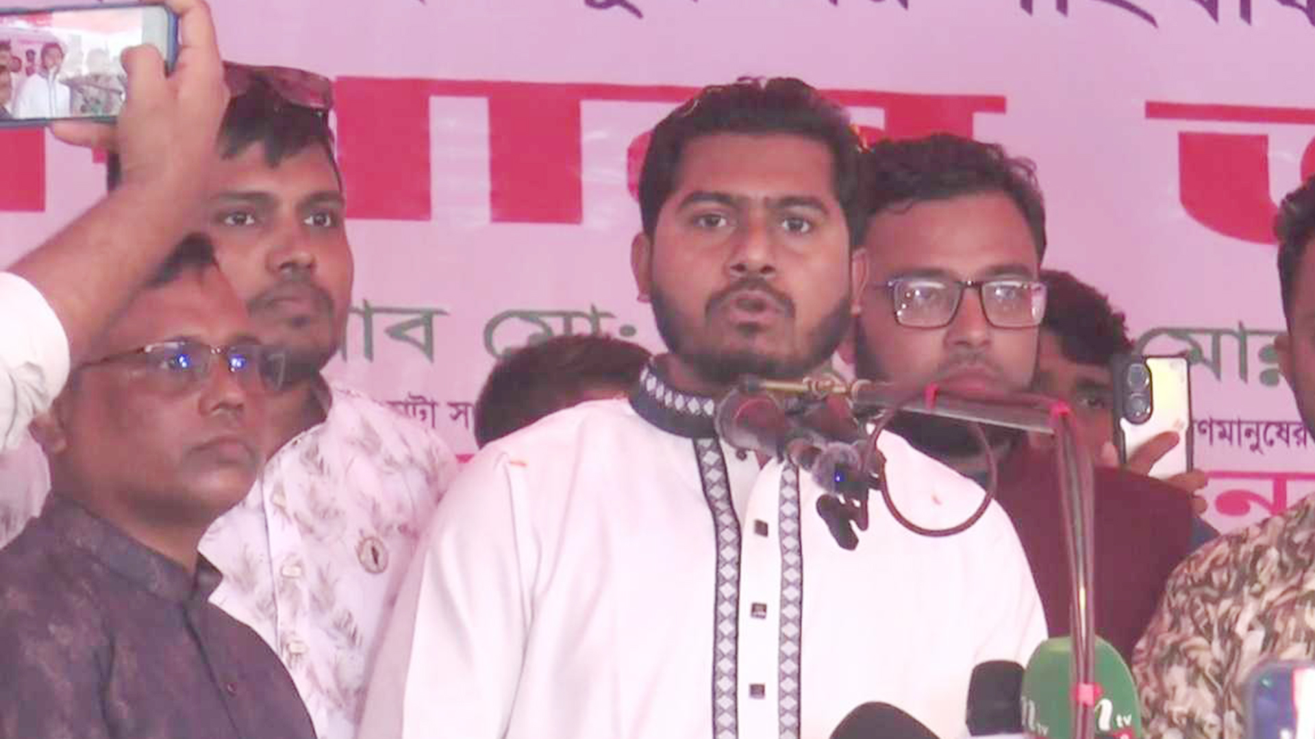 ৩০০ আসনে প্রার্থী দেয়ার প্রস্তুতি নেয়া হচ্ছে: নুর
