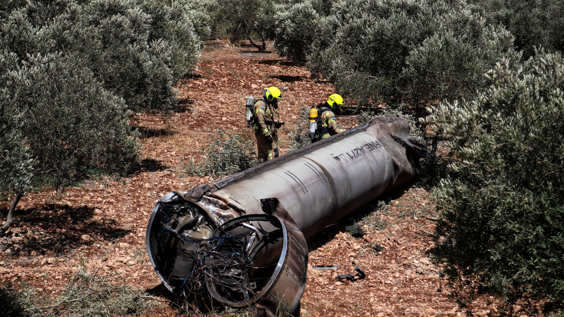 এবার ‘ক্লাস্টার বোমা’ বহনকারী ক্ষেপণাস্ত্র ছুড়েছে ইরান!