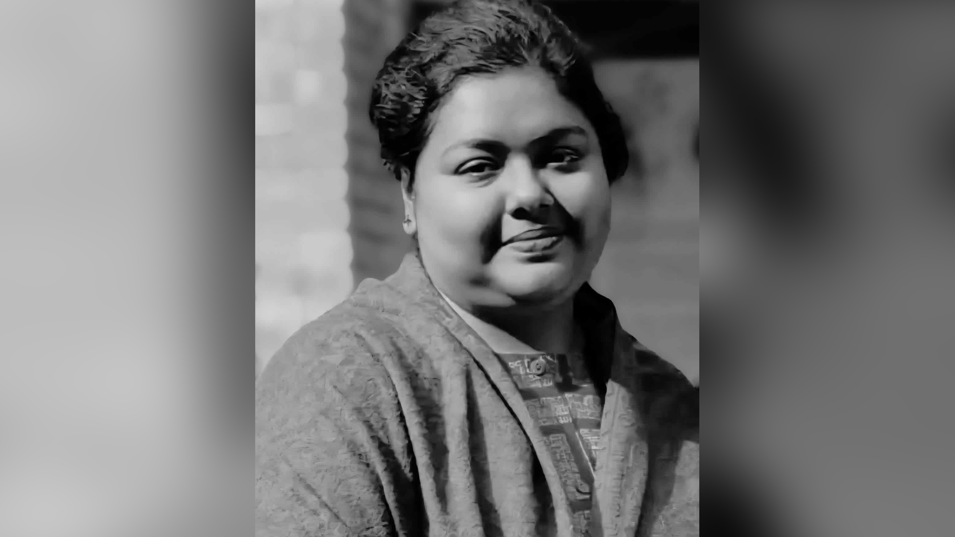 Xolamning dachasida porno