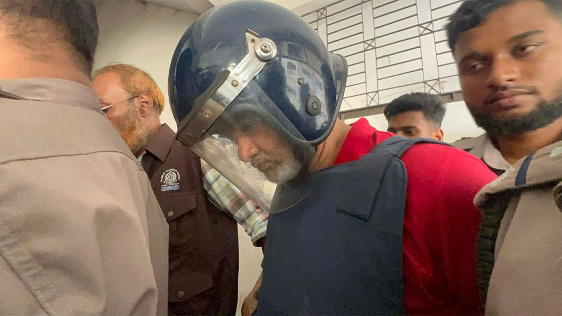 হাদি হত্যা: অস্ত্র বিক্রেতা হেলালের স্বীকারোক্তিমূলক জবানবন্দি