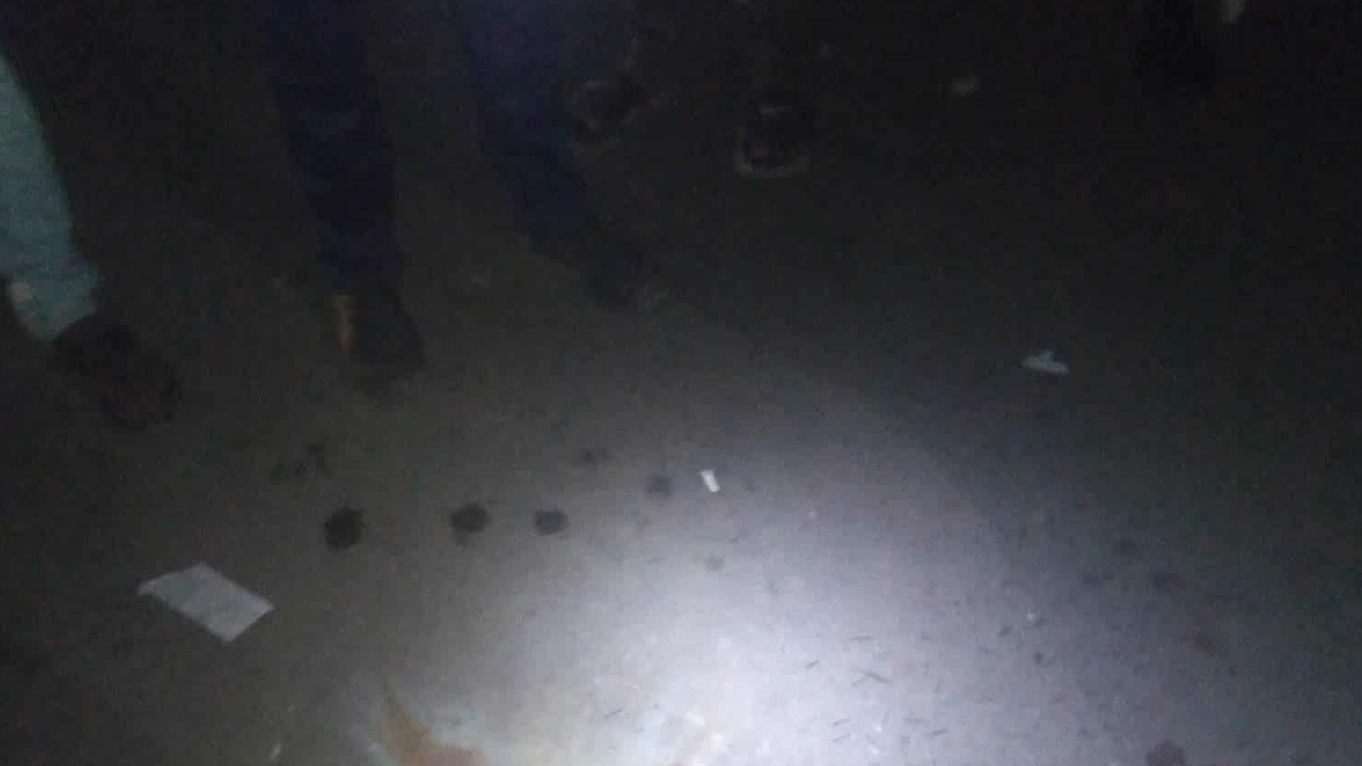 রাতে শাহজালাল বিমানবন্দর এলাকায় ককটেল বিস্ফোরণ