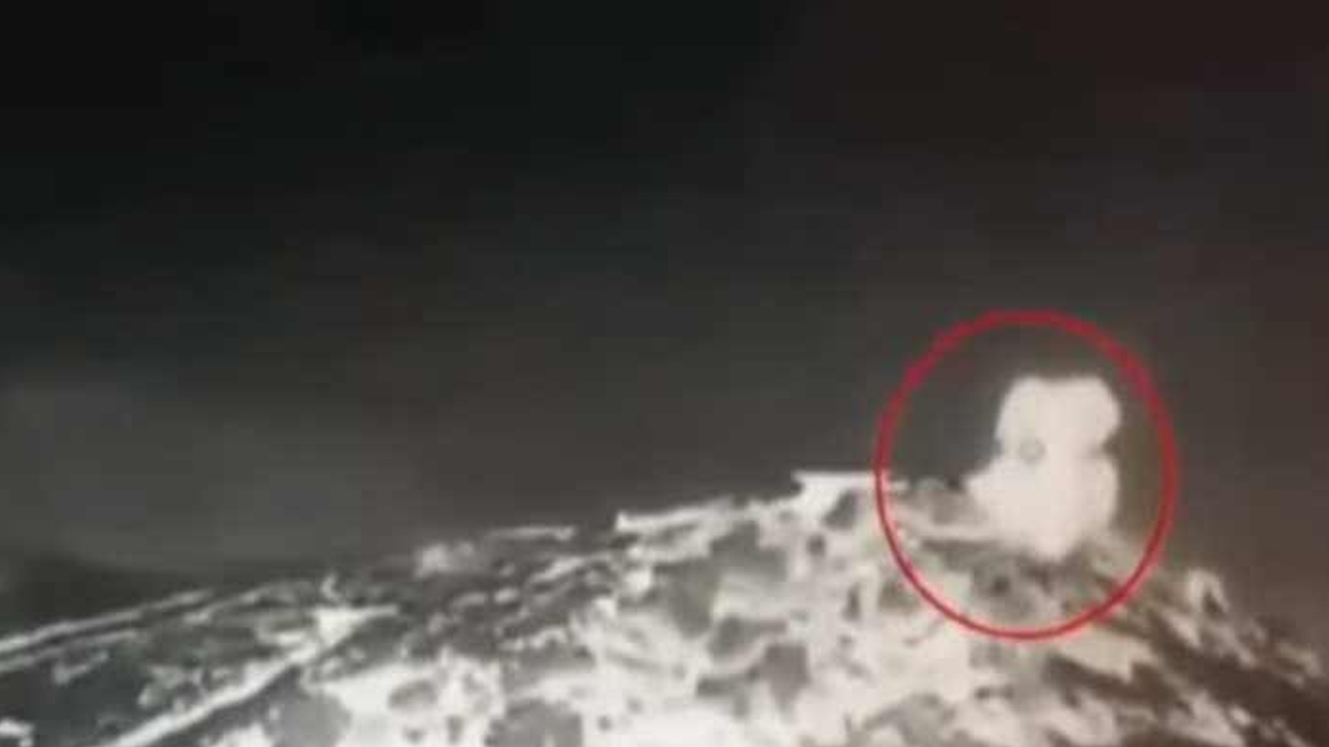 পাকিস্তানের বিমান হামলায় নিহত ৬, পাল্টা হামলা আফগান বাহিনীর