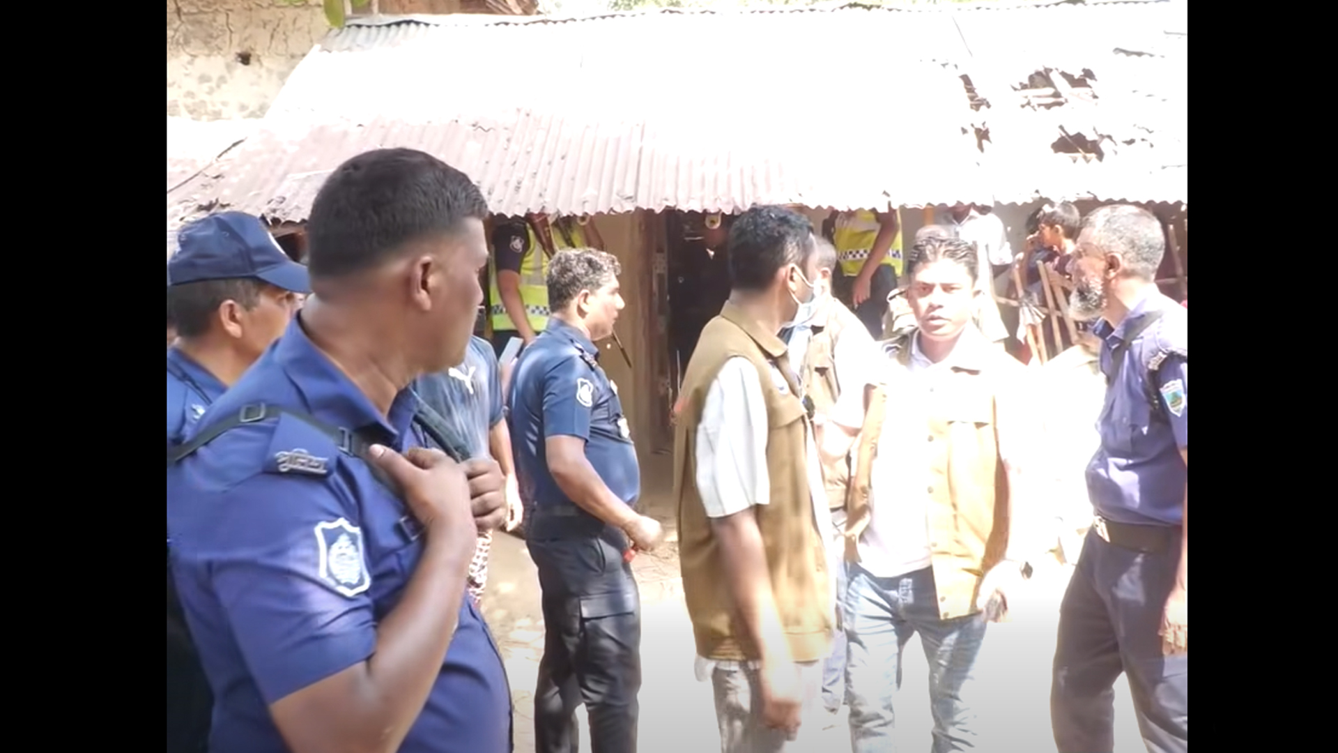 নওগাঁয় চার খুনের ঘটনায় অভিযোগের তীর স্বজনদের দিকে, আরও যা জানা যাচ্ছে