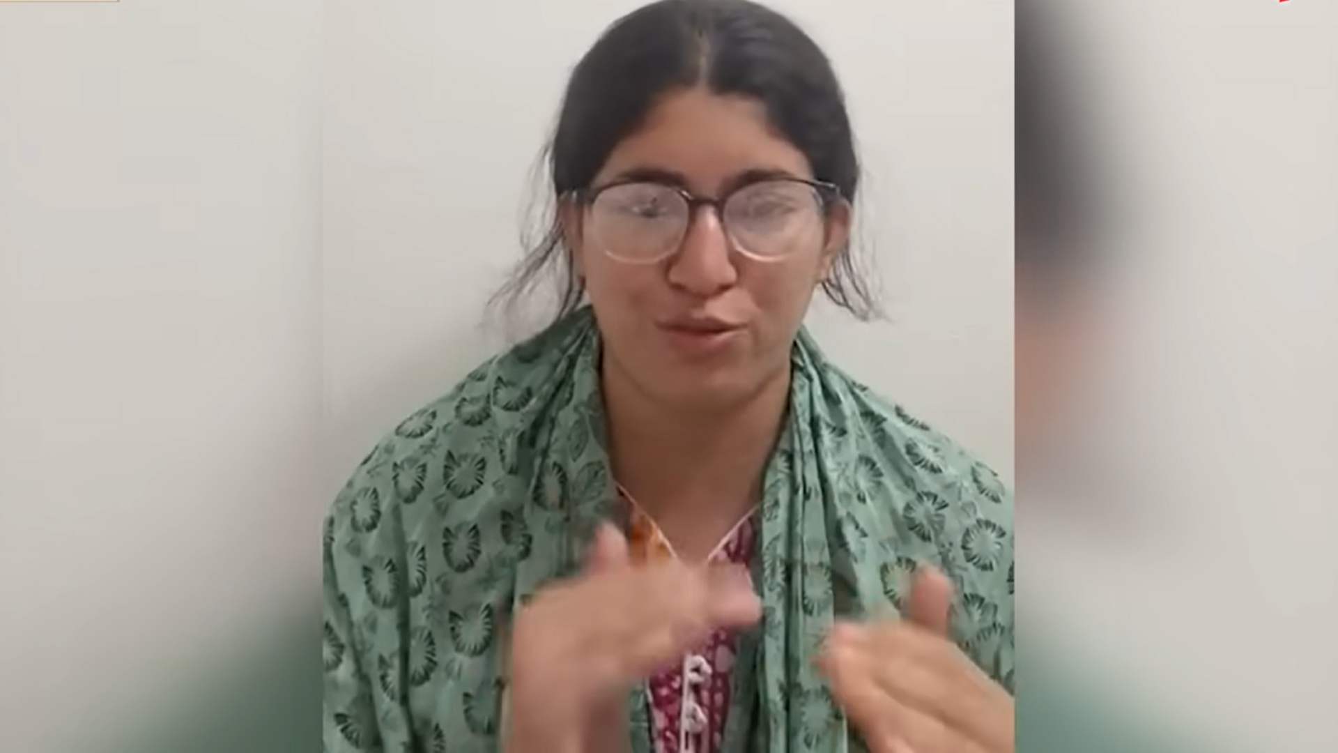 ডাকসু নির্বাচনে সবার আগে নিজেকে প্রার্থী ঘোষণা করলেন উমামা