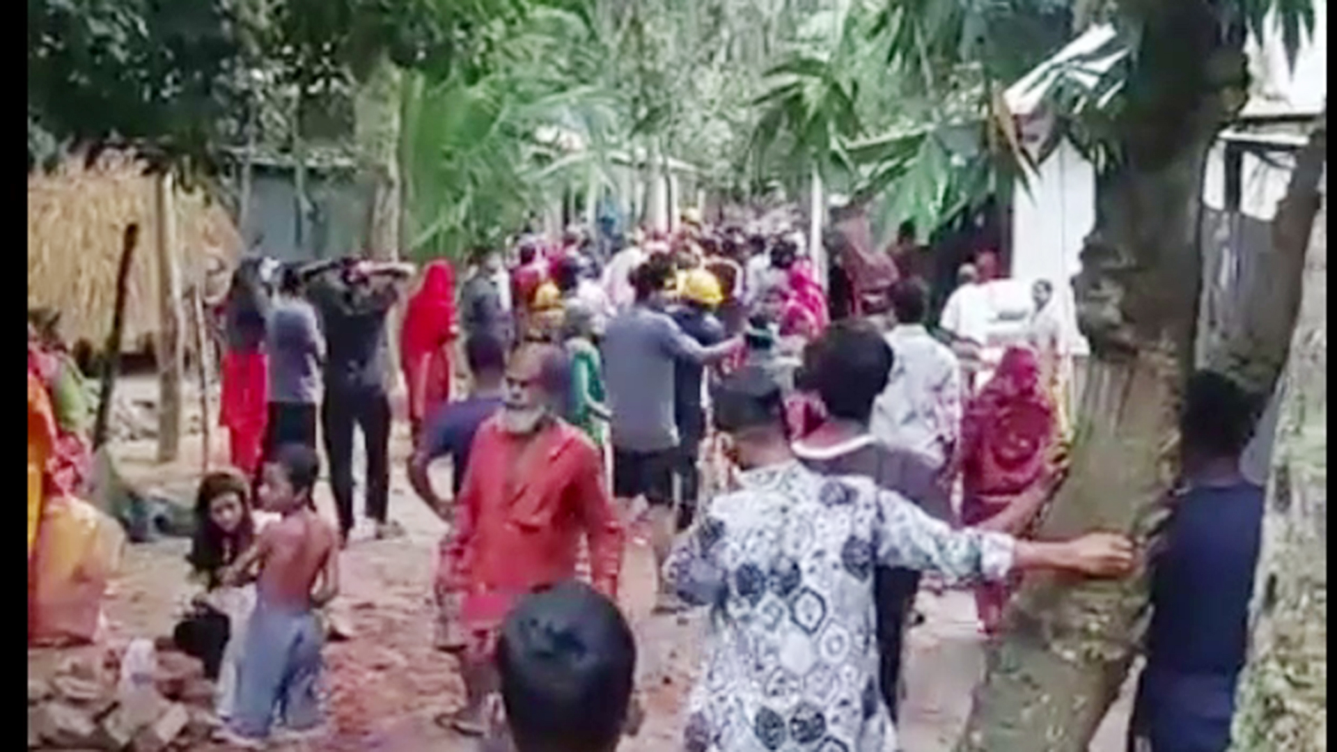 ফরিদপুরে দুপক্ষের সংঘর্ষে আহত ২০