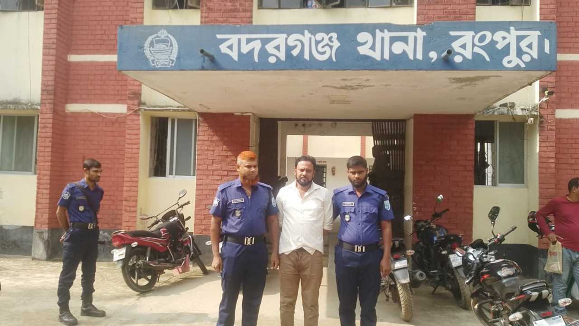 প্রেমের প্রস্তাবে রাজি না হওয়ায় স্কুল শিক্ষিকাকে অপহরণ, গ্রেফতার বিএনপি নেতা