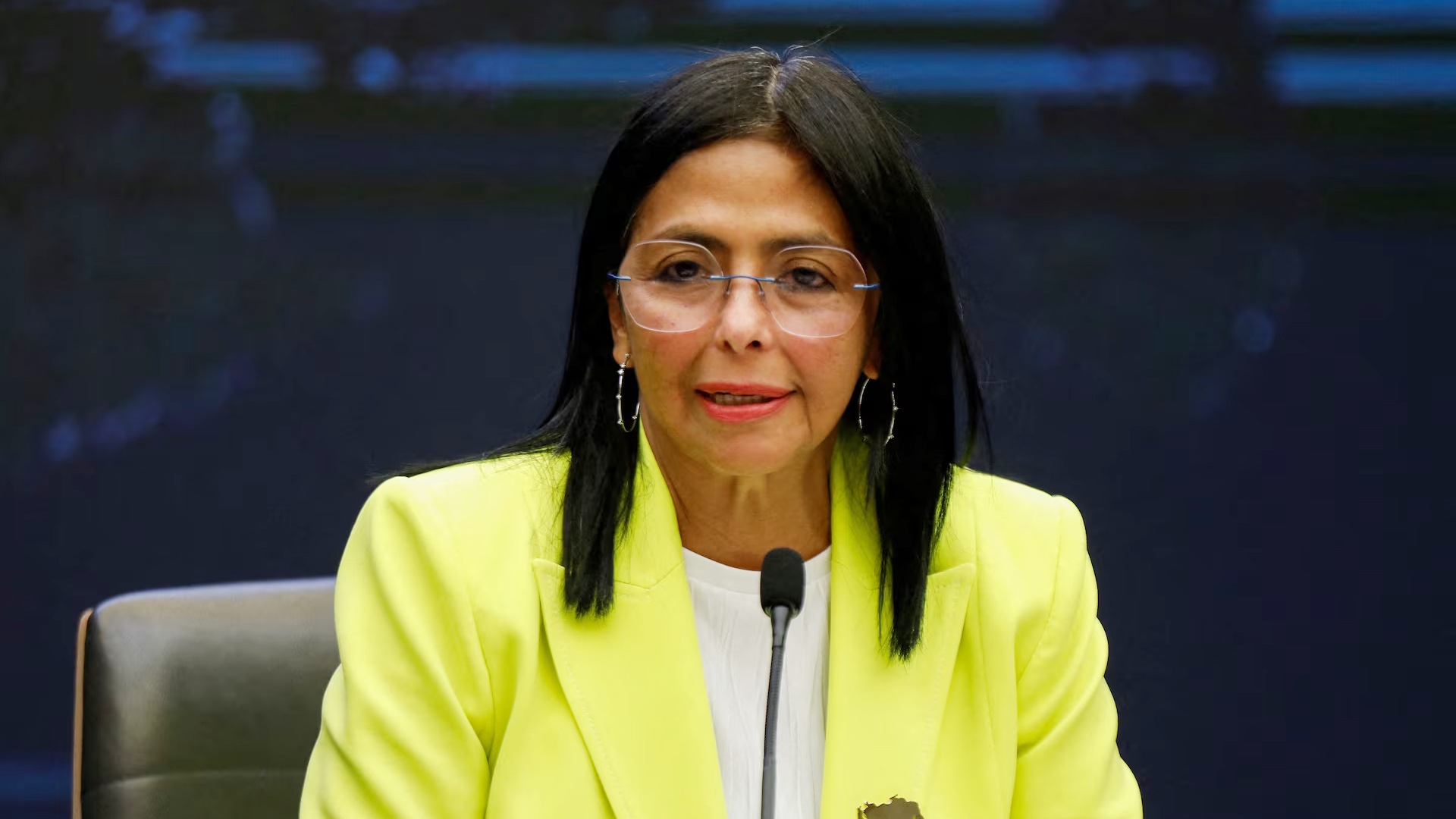 যুক্তরাষ্ট্রের সঙ্গে কূটনৈতিক সম্পর্ক পুনঃস্থাপনের ইঙ্গিত ভেনেজুয়েলার