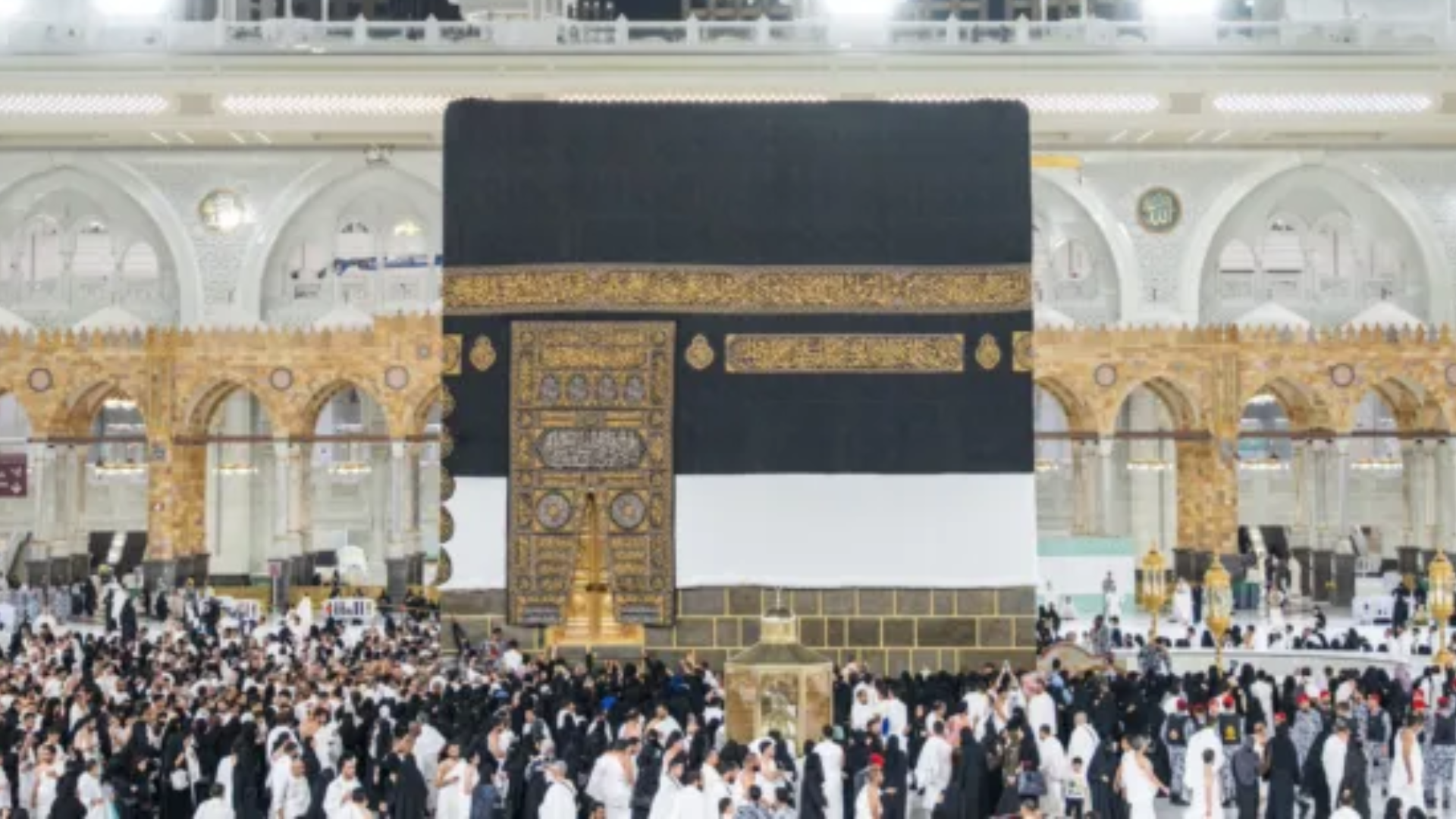 কাবা শরিফের গিলাফ উত্তোলন, শুরু হলো হজের আনুষ্ঠানিক প্রস্তুতি